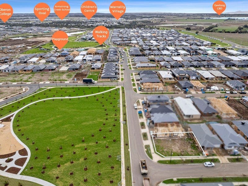 35 Avonbury Drive,ARMSTRONG CREEK, Armstrong Creek - Thumbnail 2
