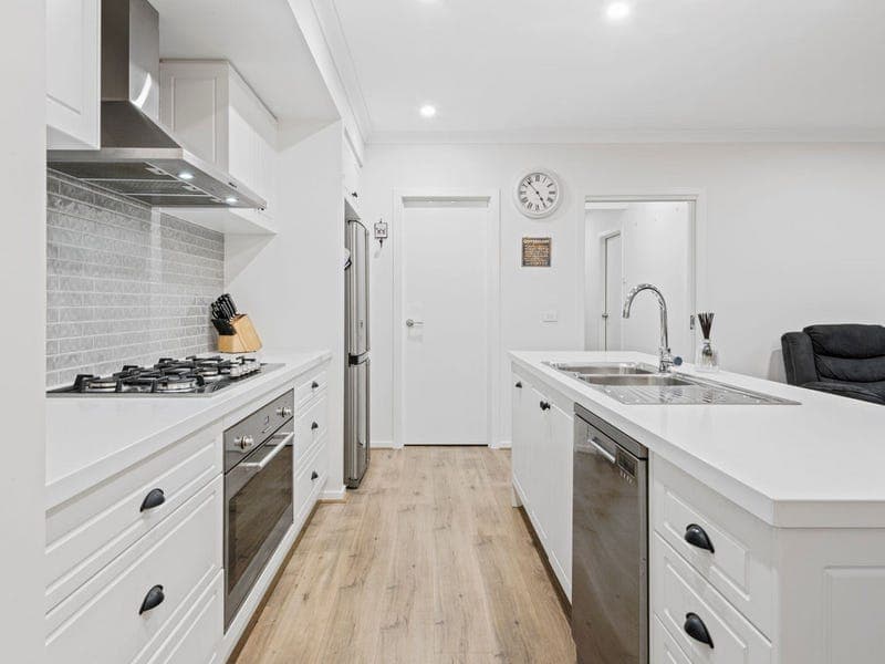 12 Languid Street, Armstrong Creek - Thumbnail 3