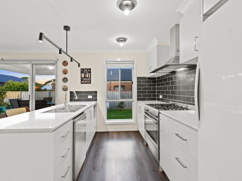 22 Baelish Drive,CHARLEMONT, Charlemont - Thumbnail 4