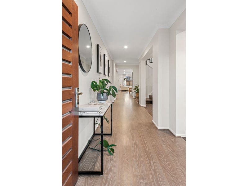 11 Limestone Street,CHARLEMONT, Charlemont - Thumbnail 2