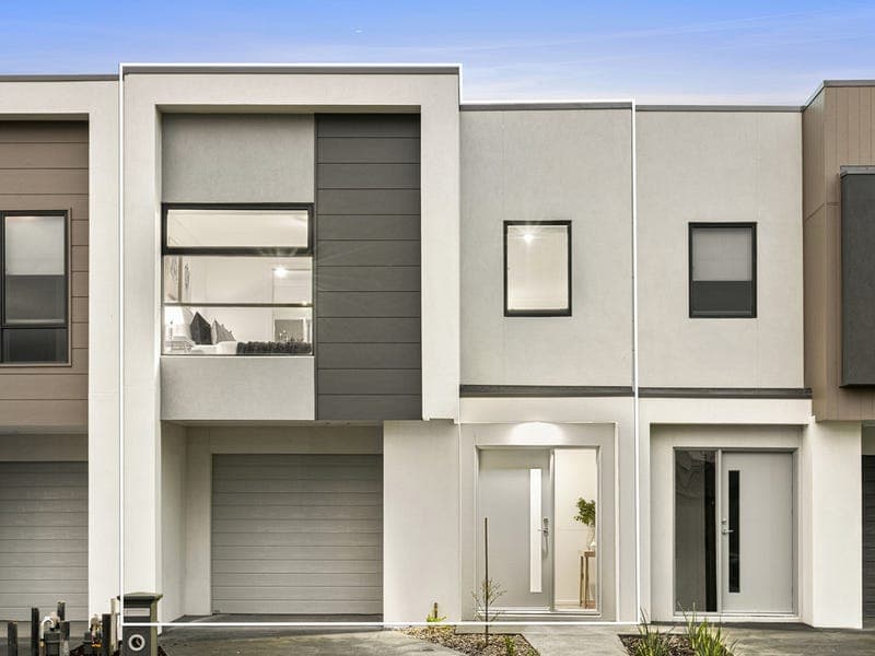 27 Maidstone Way, Charlemont - Image 1