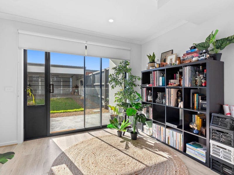 13 Parkfield Boulevard,CHARLEMONT, Charlemont - Thumbnail 5