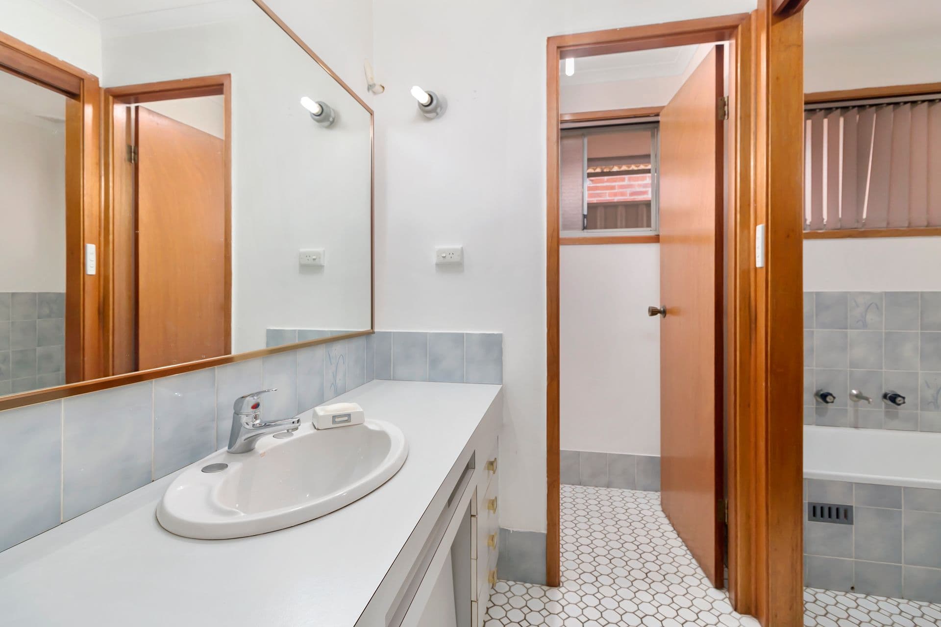 Address Withheld, Bossley Park, NSW, 2176, Bossley Park - Thumbnail 5