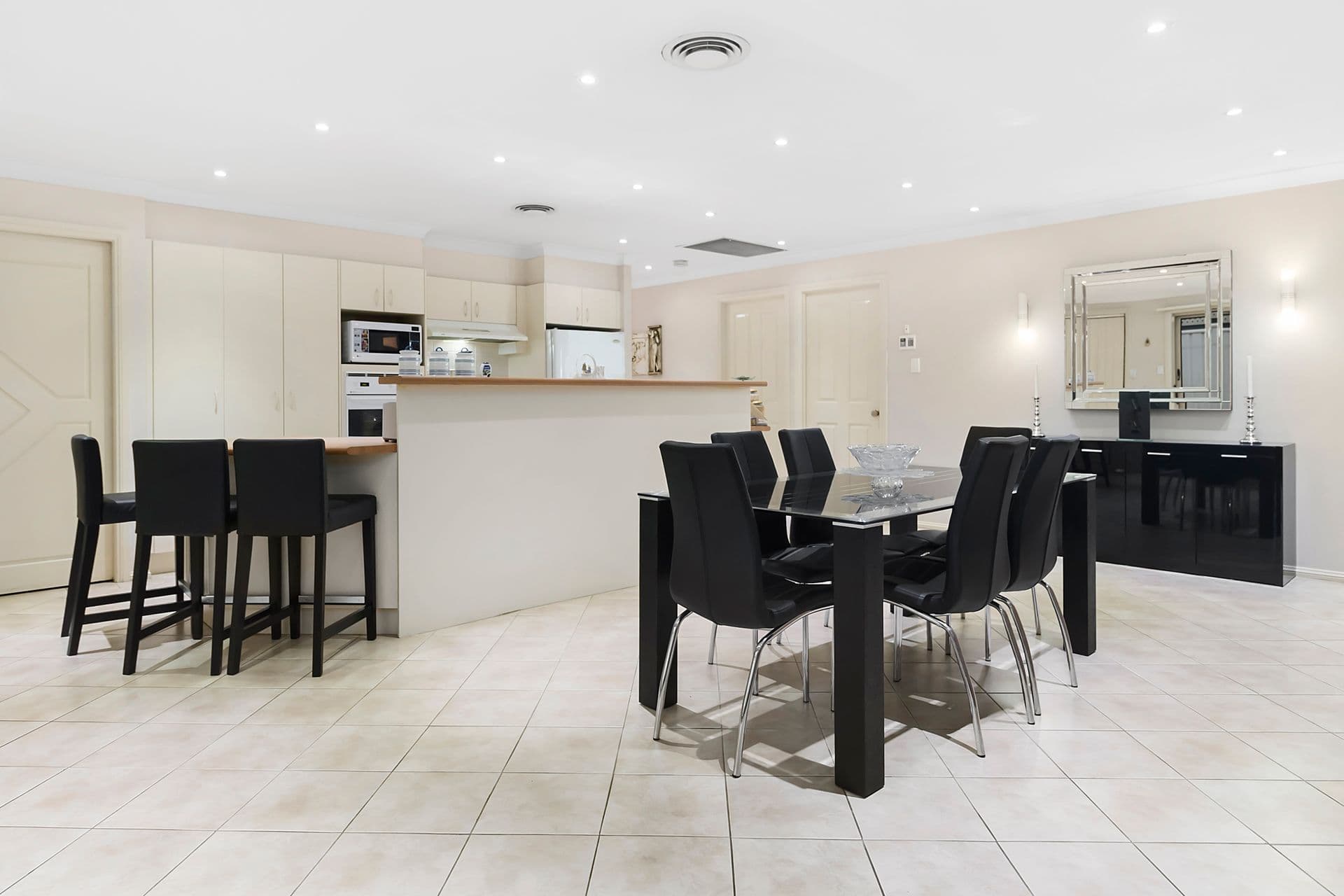 26 Idriess Place, Edensor Park, NSW, 2176, Edensor Park - Thumbnail 6