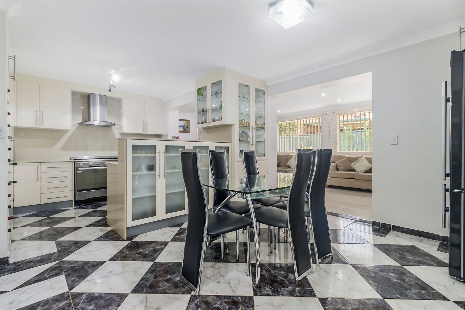 3A Esk Avenue, Green Valley, NSW, 2168, Green Valley - Thumbnail 4