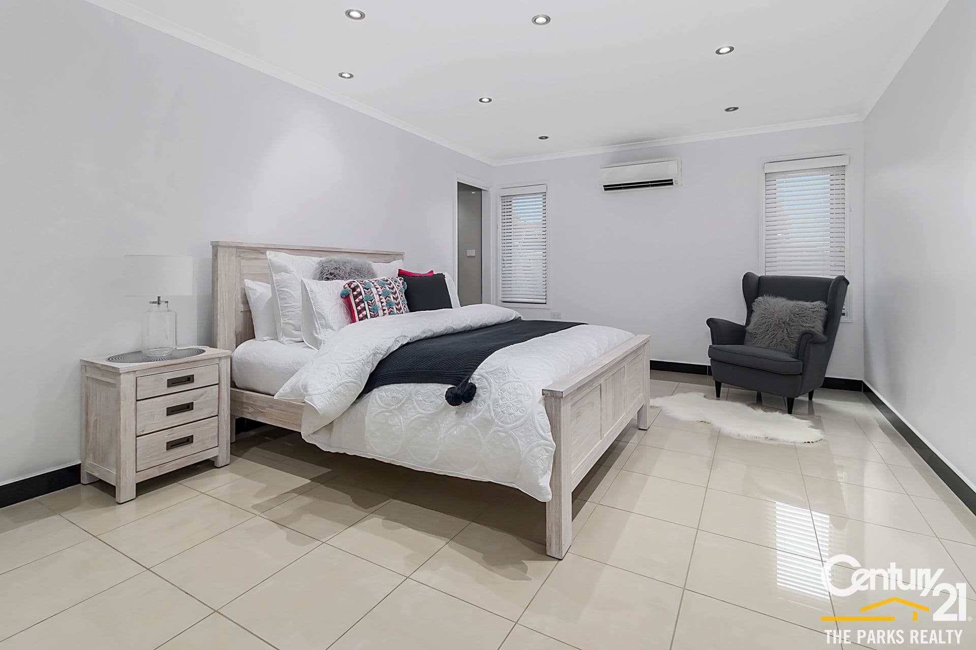 4 Porteous Street, Edensor Park, NSW, 2176, Edensor Park - Thumbnail 7