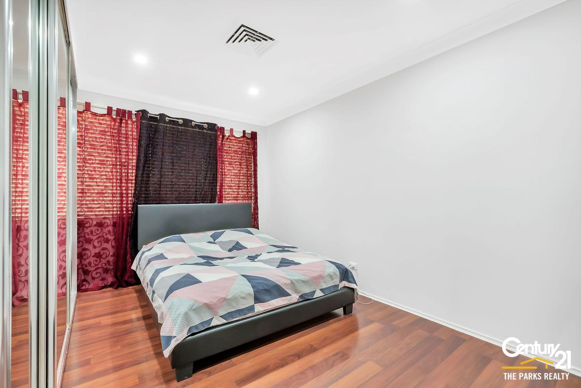 10 Mistral Street, Greenfield Park, NSW, 2176, Greenfield Park - Thumbnail 7