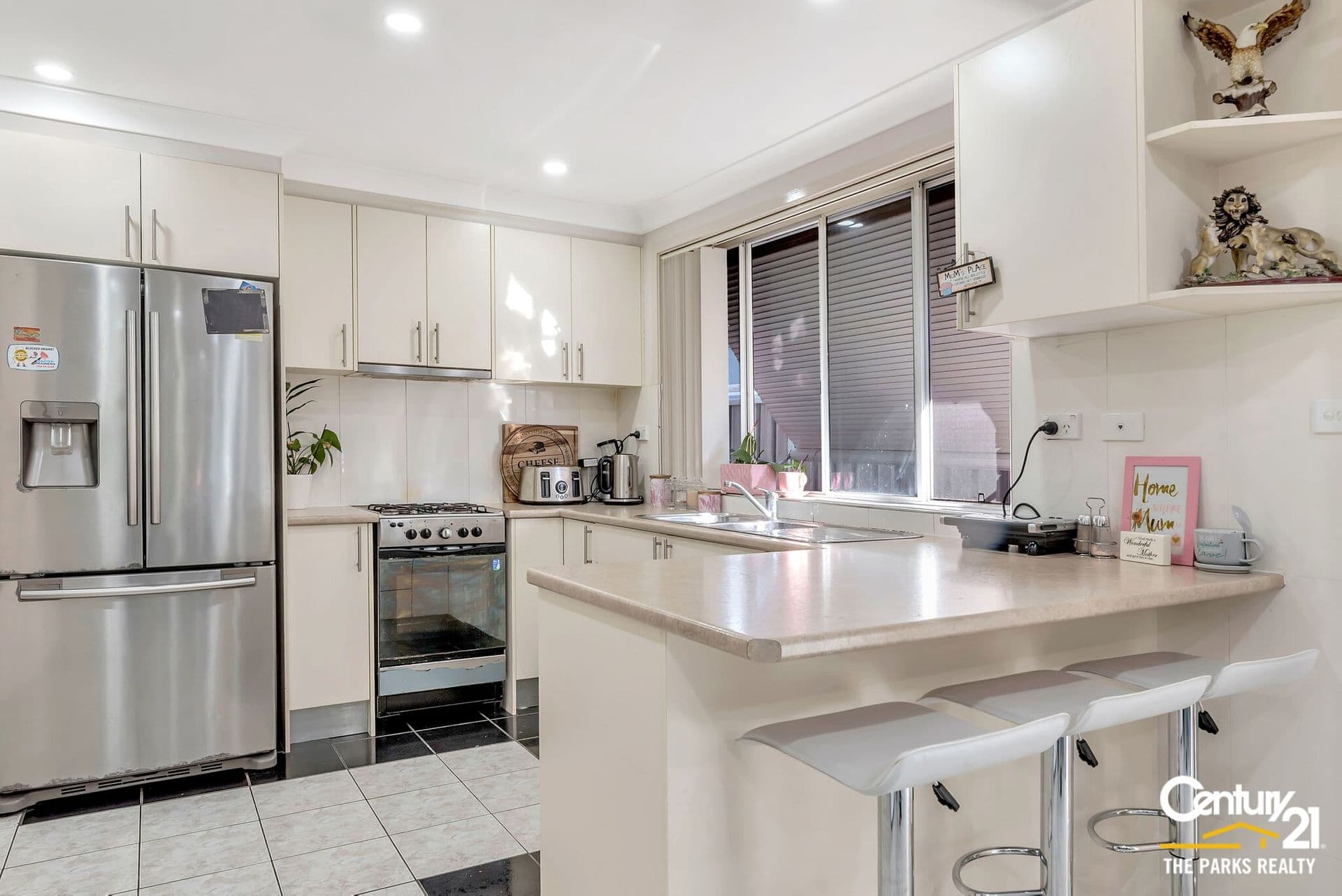 35 Bossley Road, Bossley Park, NSW, 2176, Bossley Park - Thumbnail 5