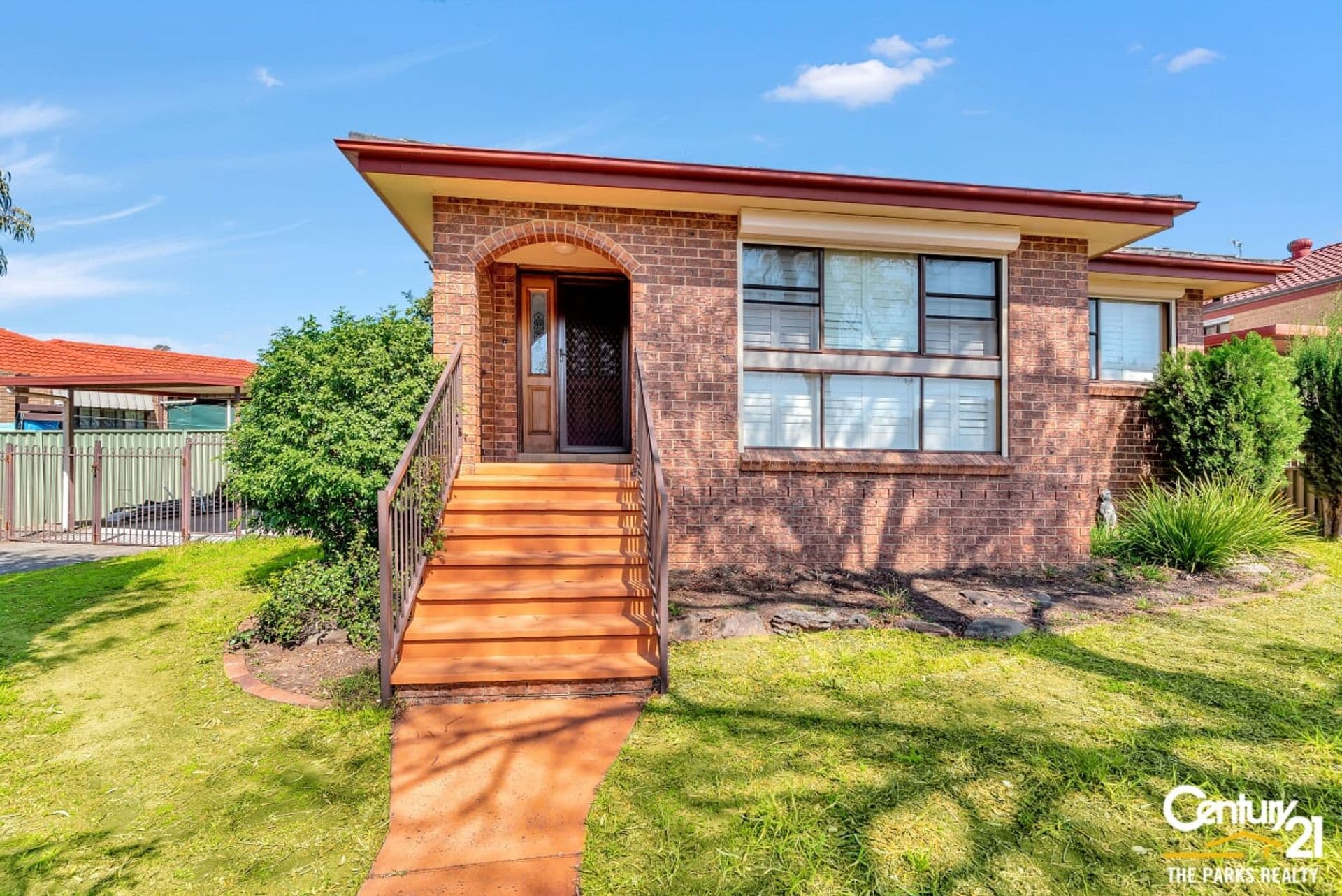 16 Bougainville Avenue, Bossley Park, NSW, 2176, Bossley Park - Image 1