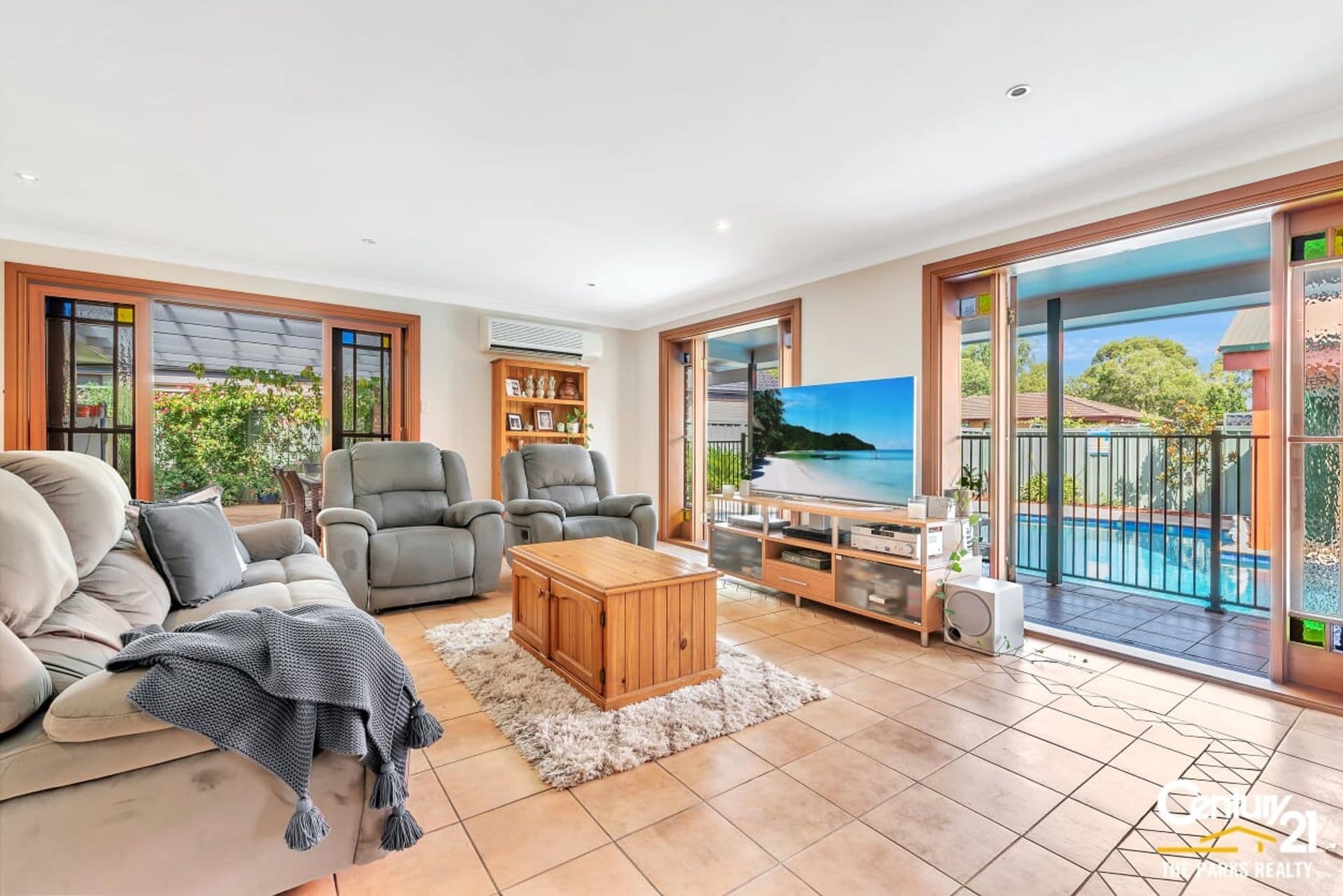 19 Donahue Close, Prairiewood, NSW, 2176, Prairiewood - Thumbnail 2