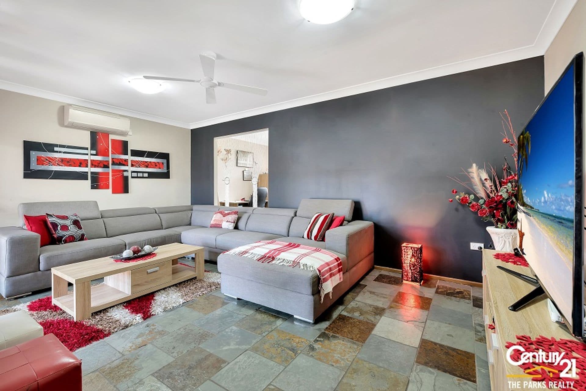 91 Prairievale Road, Bossley Park, NSW, 2176, Bossley Park - Thumbnail 2