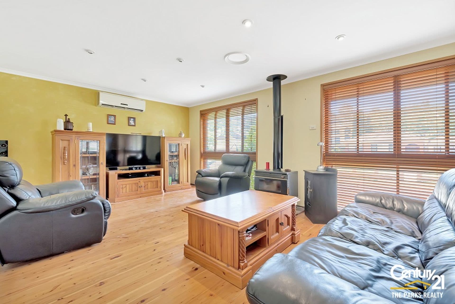 34 Ben Lomond Street, Bossley Park, NSW, 2176, Bossley Park - Thumbnail 4