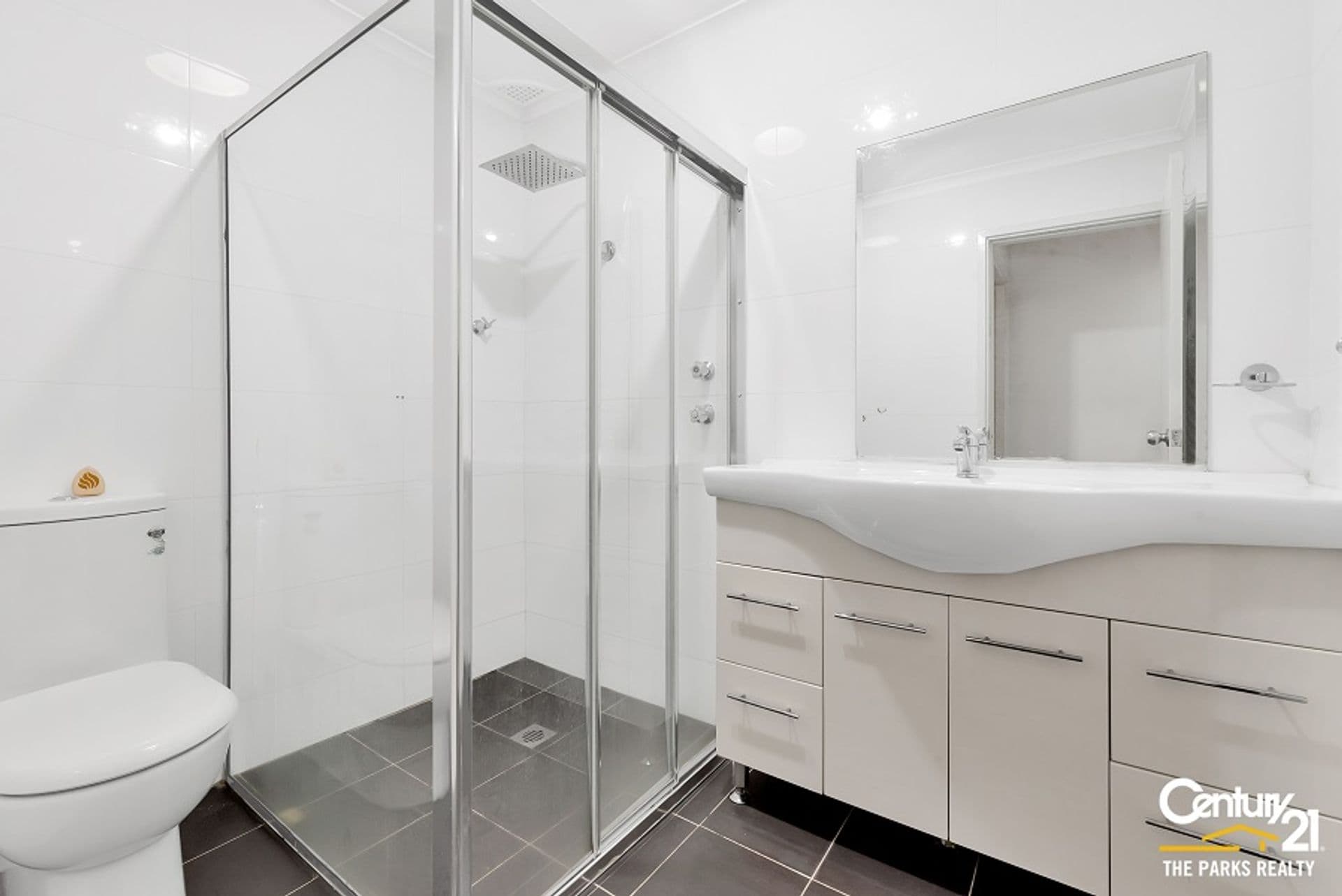 1 Kemmel Close, Bossley Park, NSW, 2176, Bossley Park - Thumbnail 5