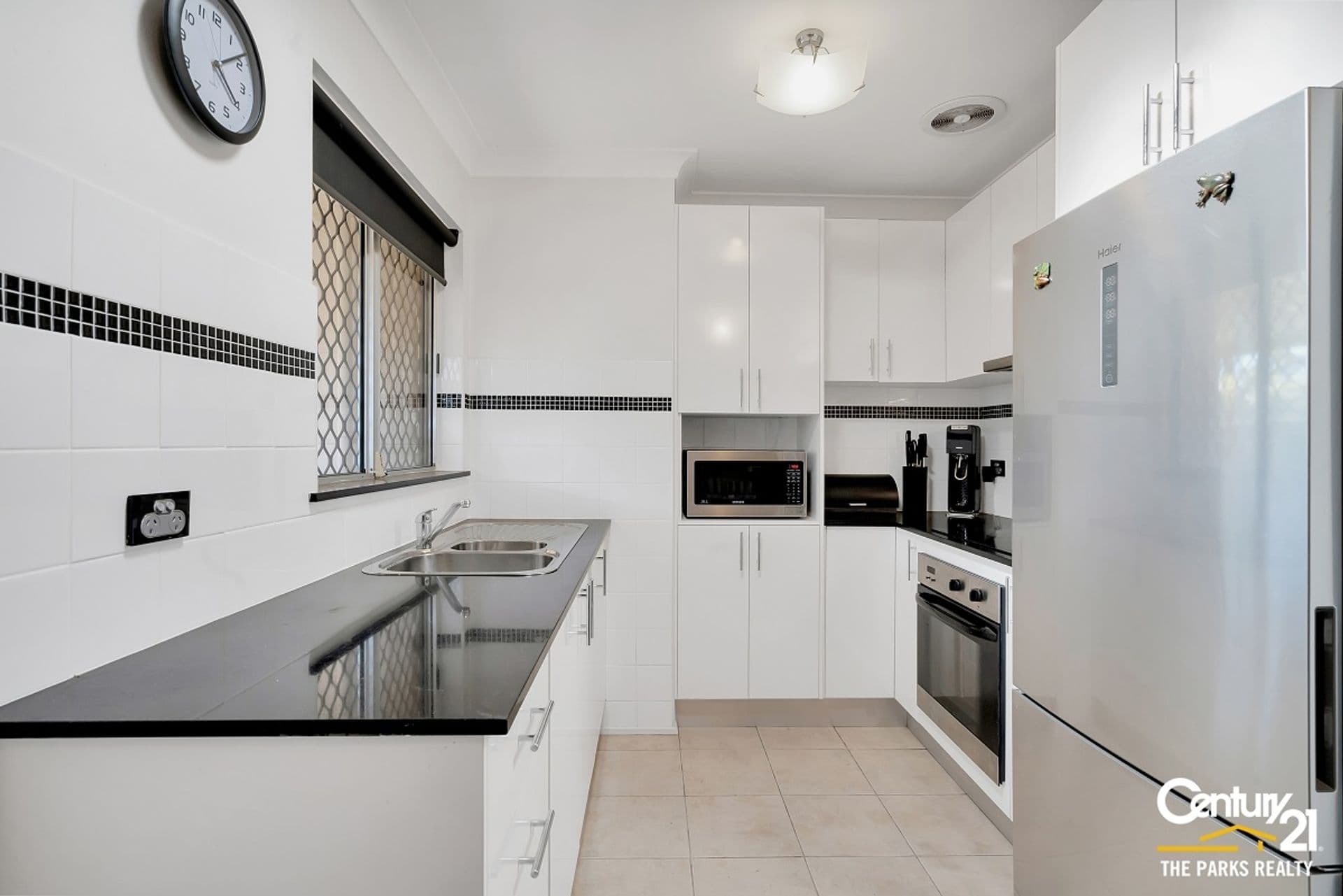 1/26 Turquoise Crescent, Bossley Park, NSW, 2176, Bossley Park - Thumbnail 2