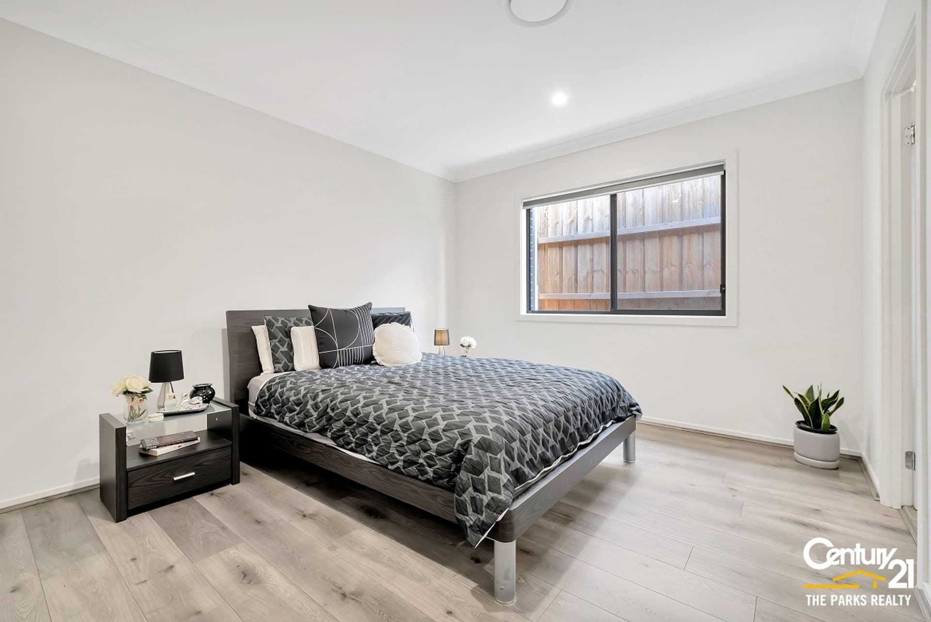 4 Silvester Way, Gledswood Hills, NSW, 2557, Gledswood Hills - Thumbnail 3