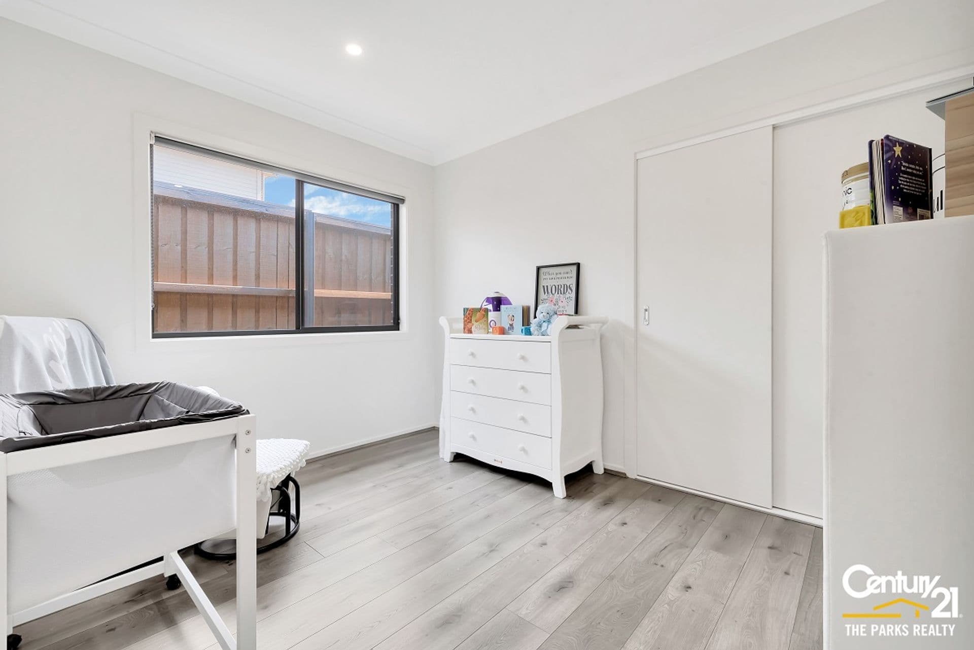4 Silvester Way, Gledswood Hills, NSW, 2557, Gledswood Hills - Thumbnail 4