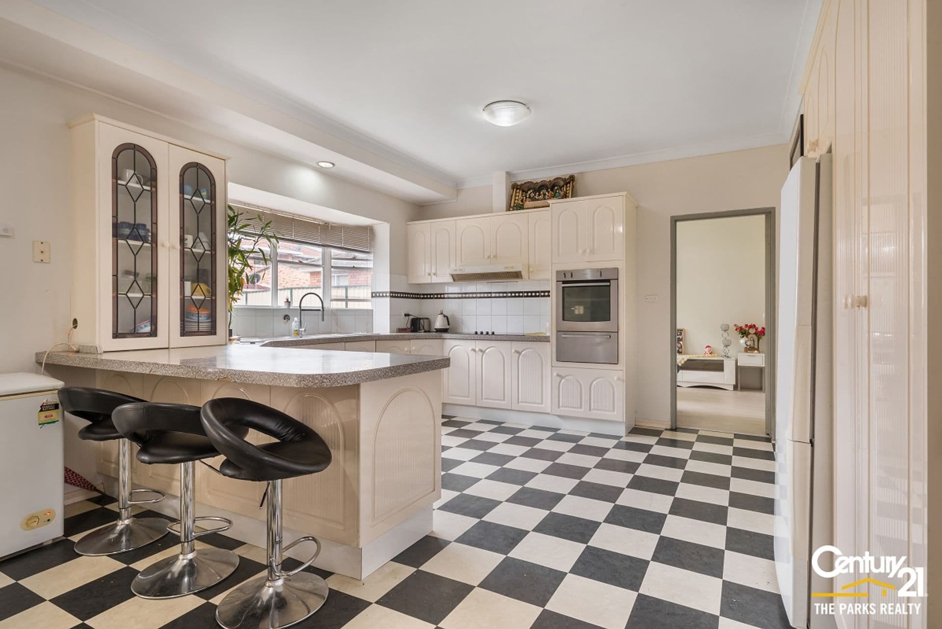 83 Tallowood Cr, Bossley Park, NSW, 2176, Bossley Park - Thumbnail 4