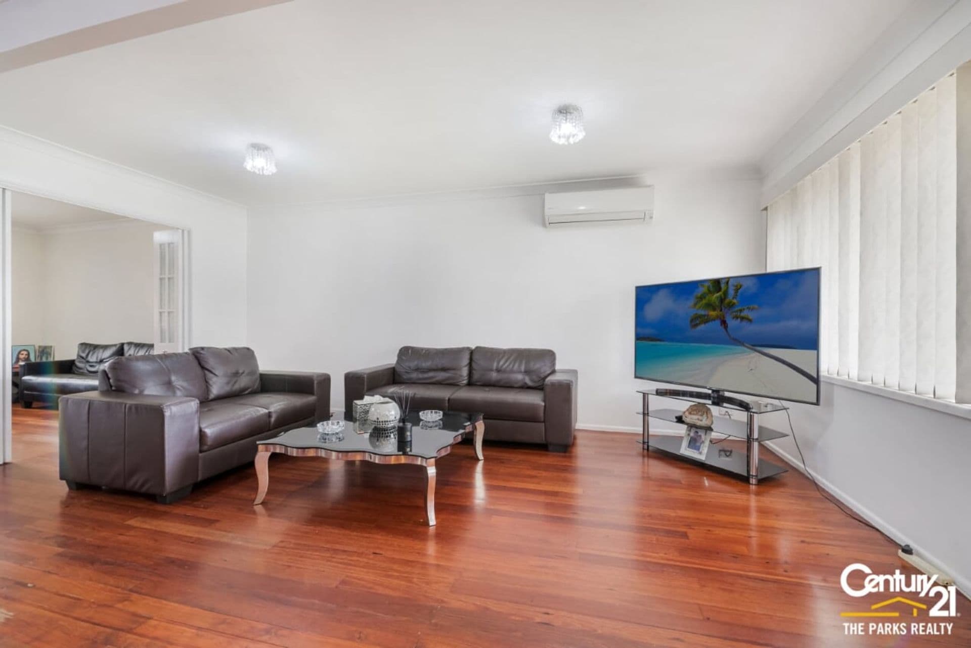 9 Marsden Close, Bossley Park, NSW, 2176, Bossley Park - Thumbnail 2