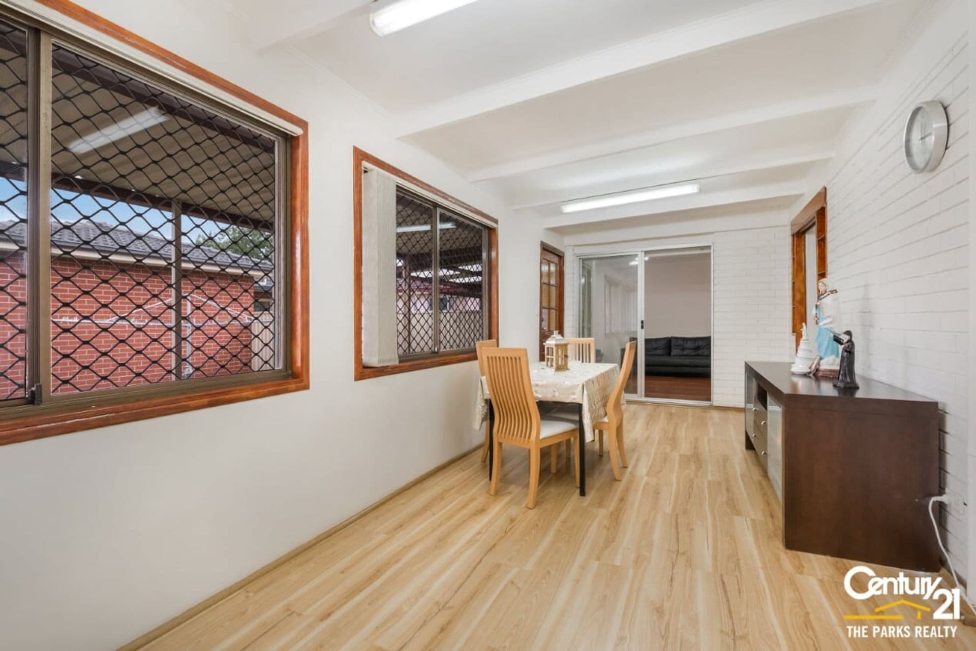 9 Marsden Close, Bossley Park, NSW, 2176, Bossley Park - Thumbnail 6