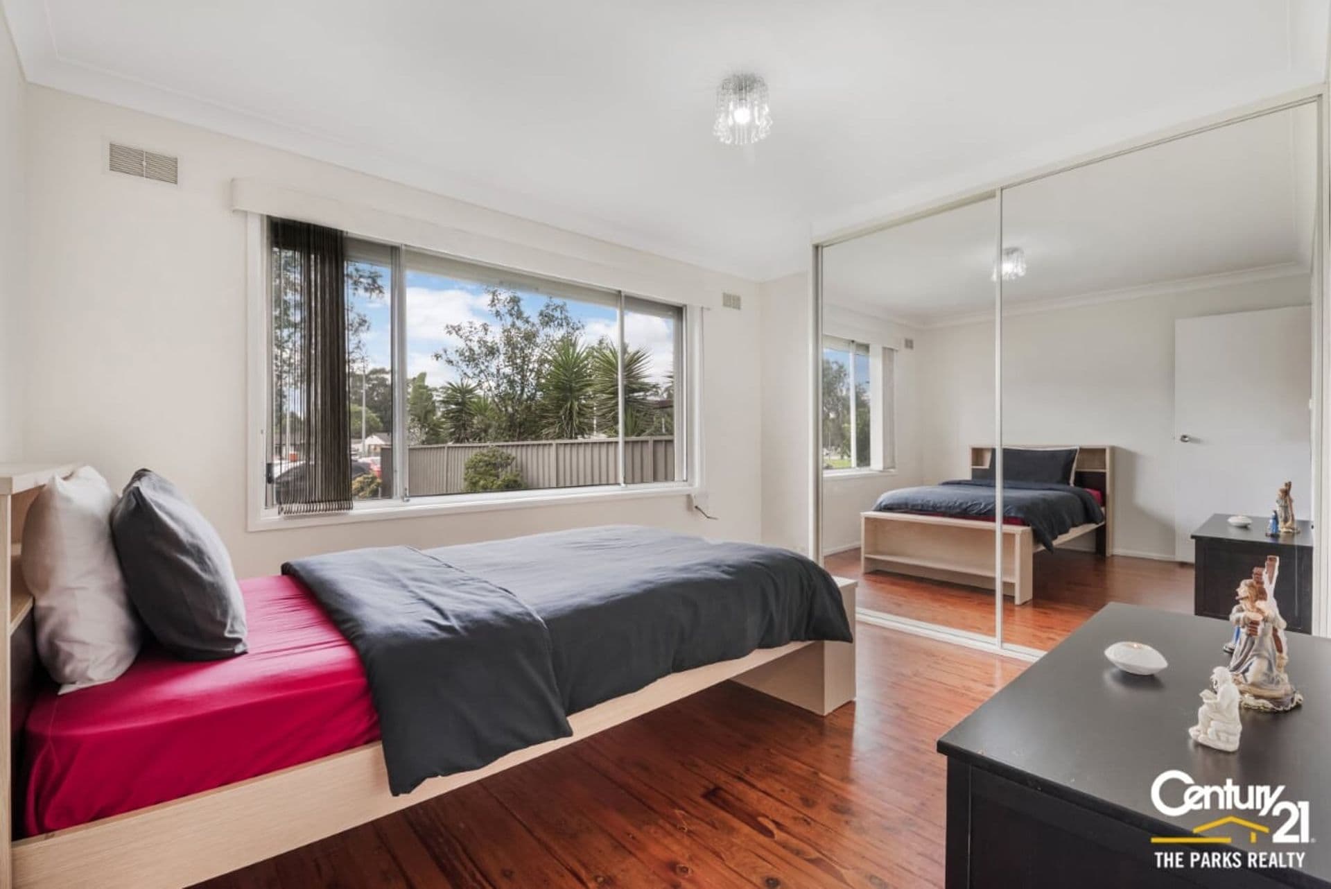9 Marsden Close, Bossley Park, NSW, 2176, Bossley Park - Thumbnail 8