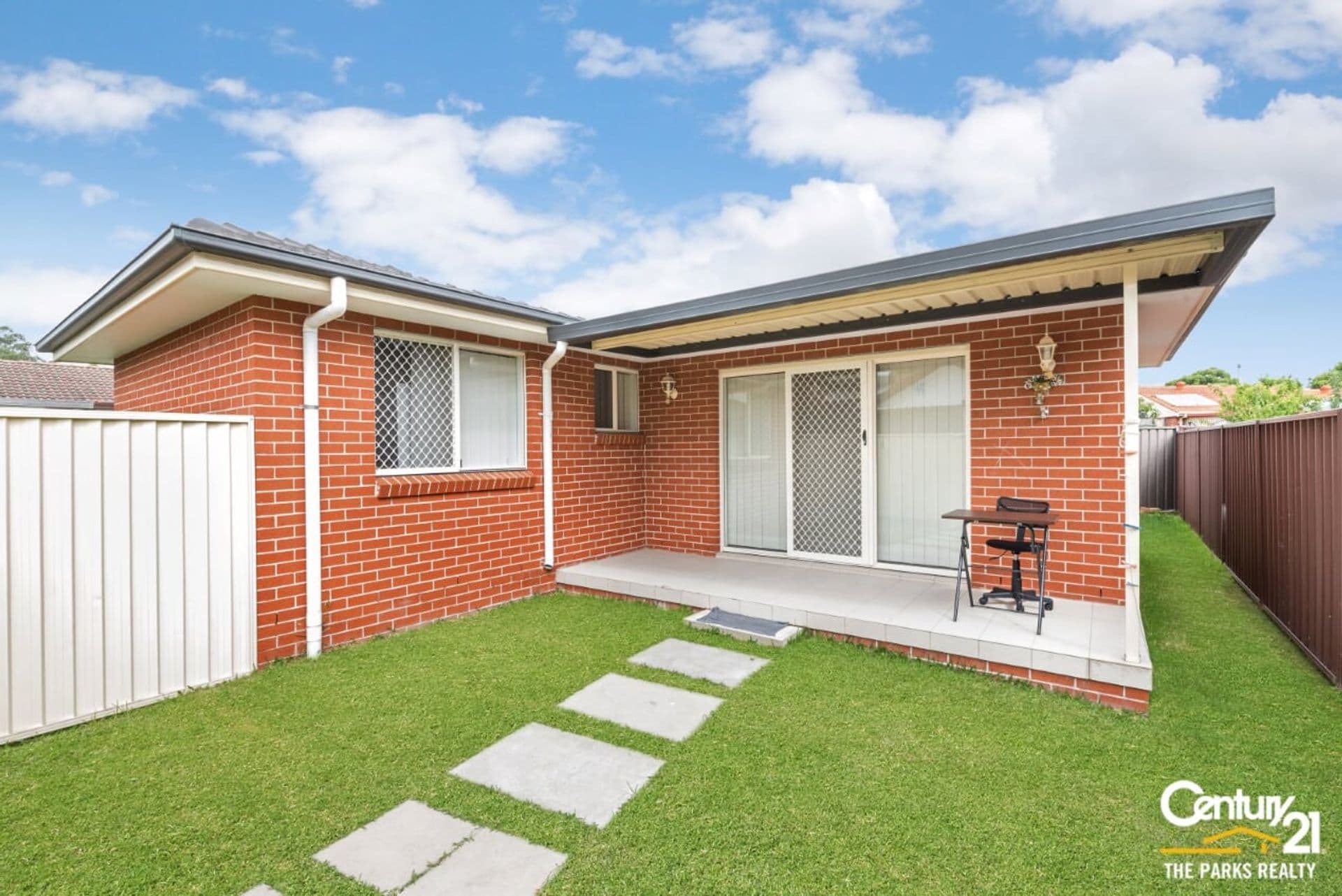 9 Marsden Close, Bossley Park, NSW, 2176, Bossley Park - Thumbnail 3