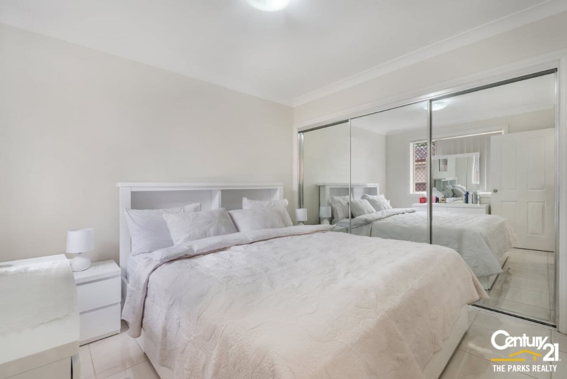 9 Marsden Close, Bossley Park, NSW, 2176, Bossley Park - Thumbnail 4