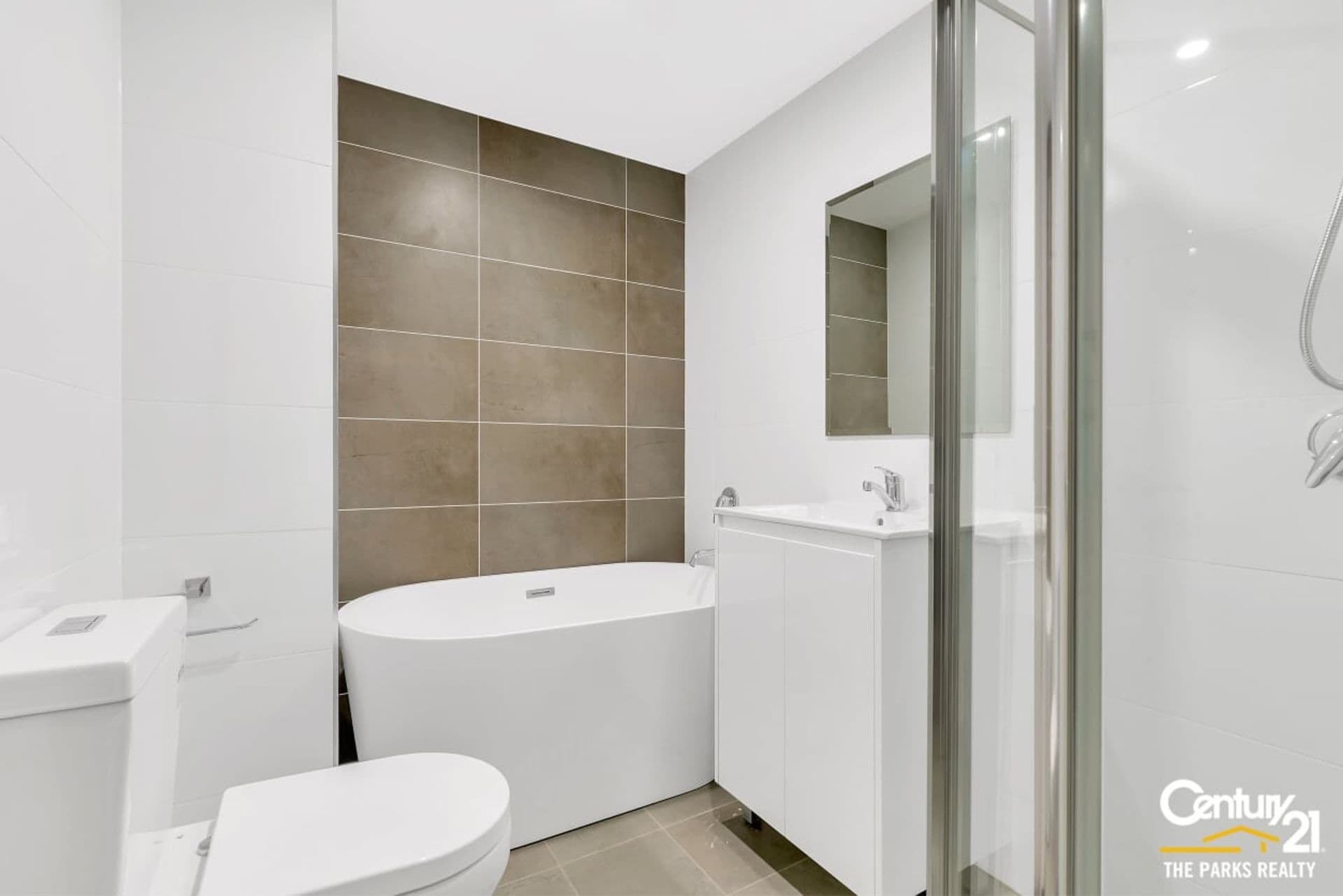 435 The Crescent, Fairfield, NSW, 2165, Fairfield - Thumbnail 6