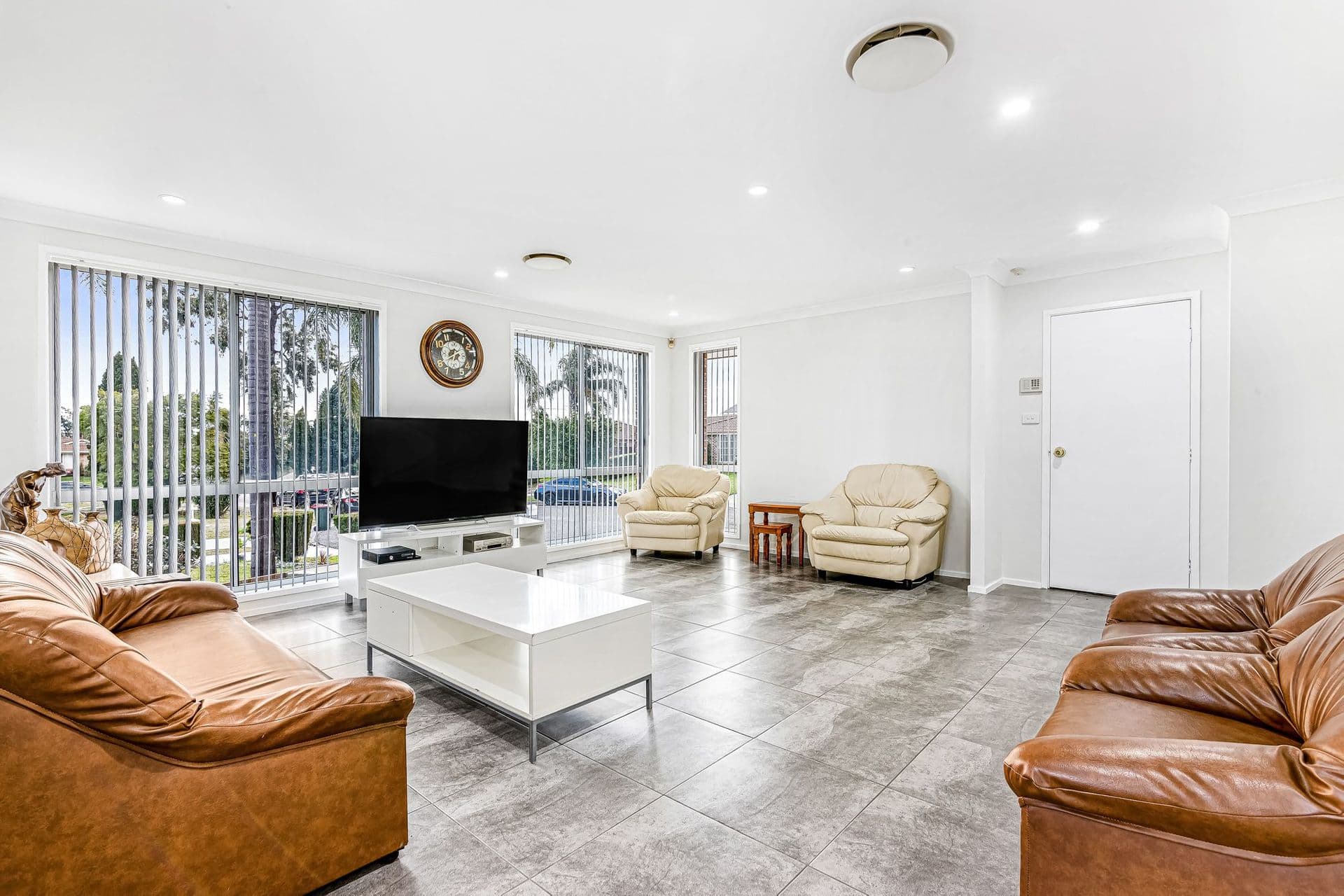 34 Bluff Street, Green Valley, NSW, 2168, Green Valley - Thumbnail 3