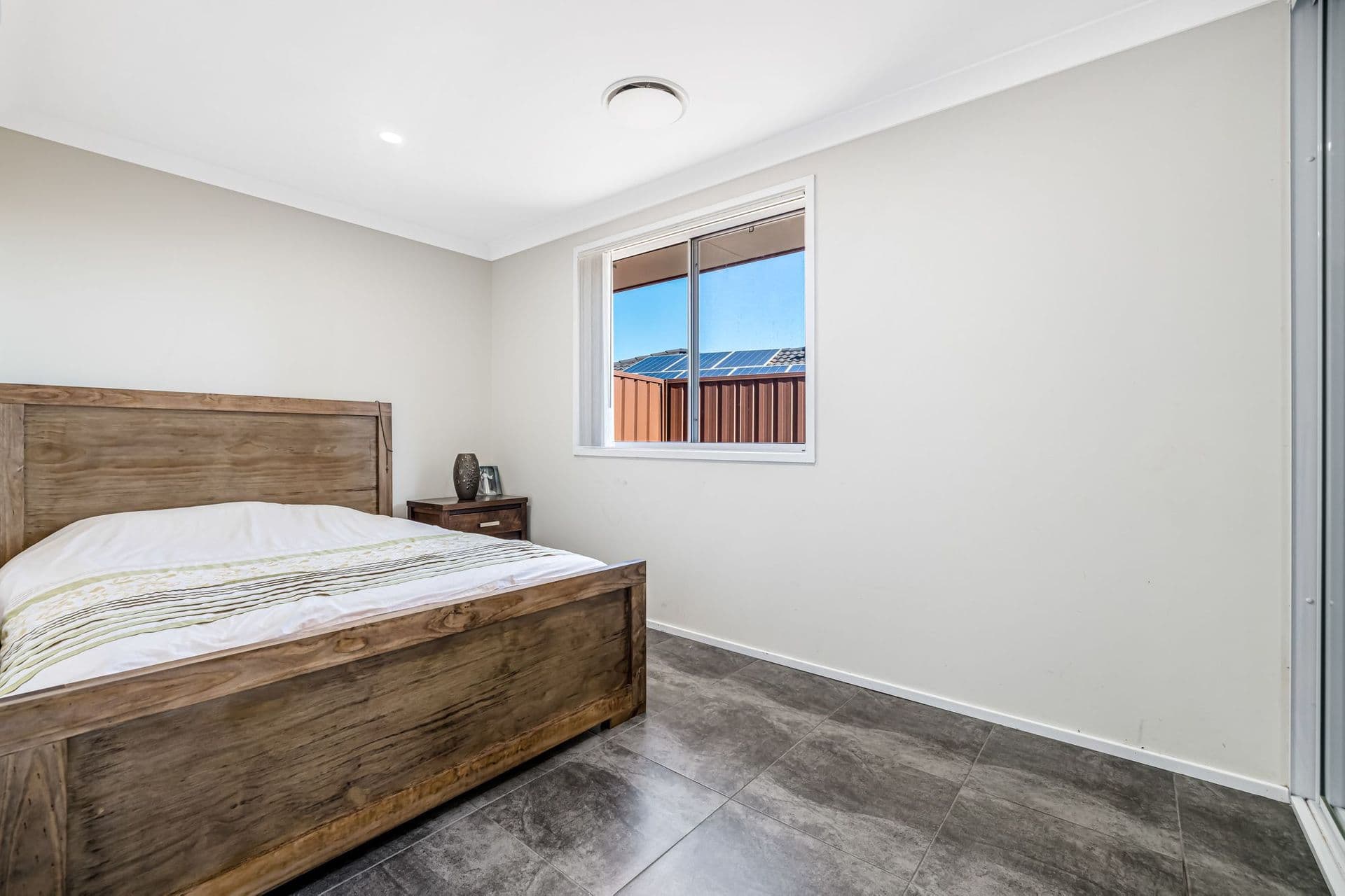 34 Bluff Street, Green Valley, NSW, 2168, Green Valley - Thumbnail 7