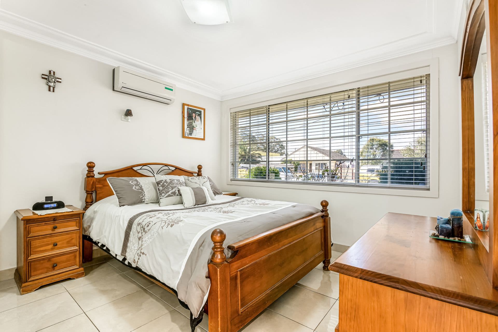 12 Hewison Avenue, Green Valley, NSW, 2168, Green Valley - Thumbnail 3
