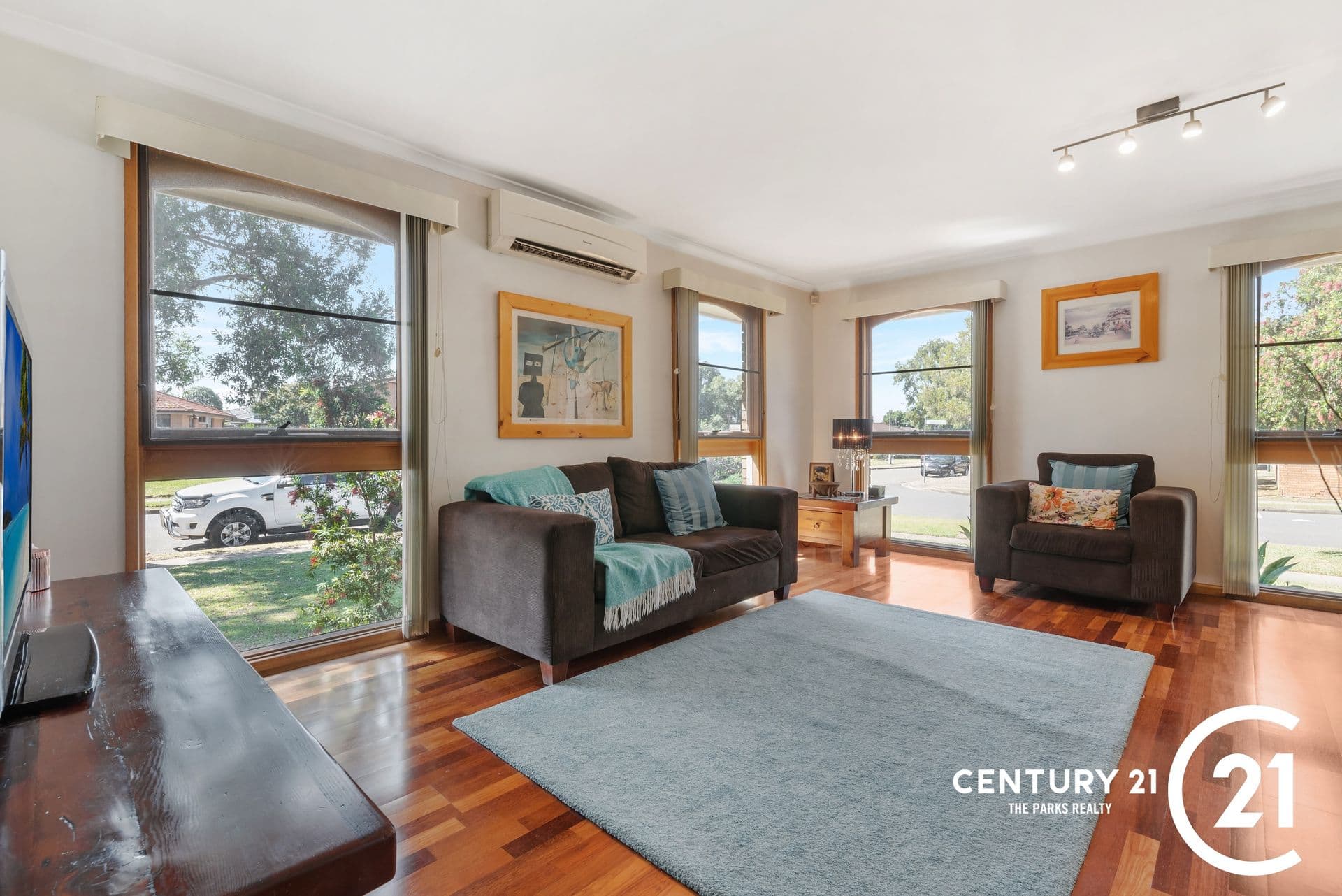 14 Pleasant Street, Bossley Park, NSW, 2176, Bossley Park - Thumbnail 4