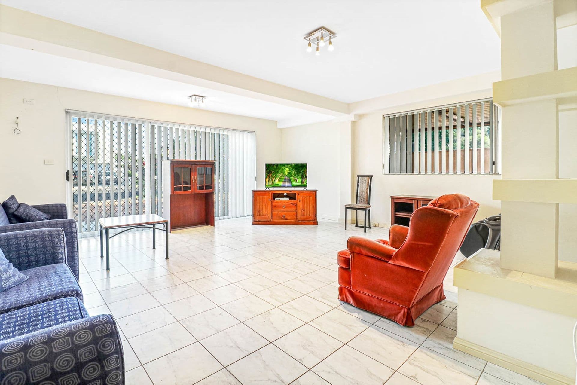 213 Prairievale Road, Bossley Park, NSW, 2176, Bossley Park - Thumbnail 4