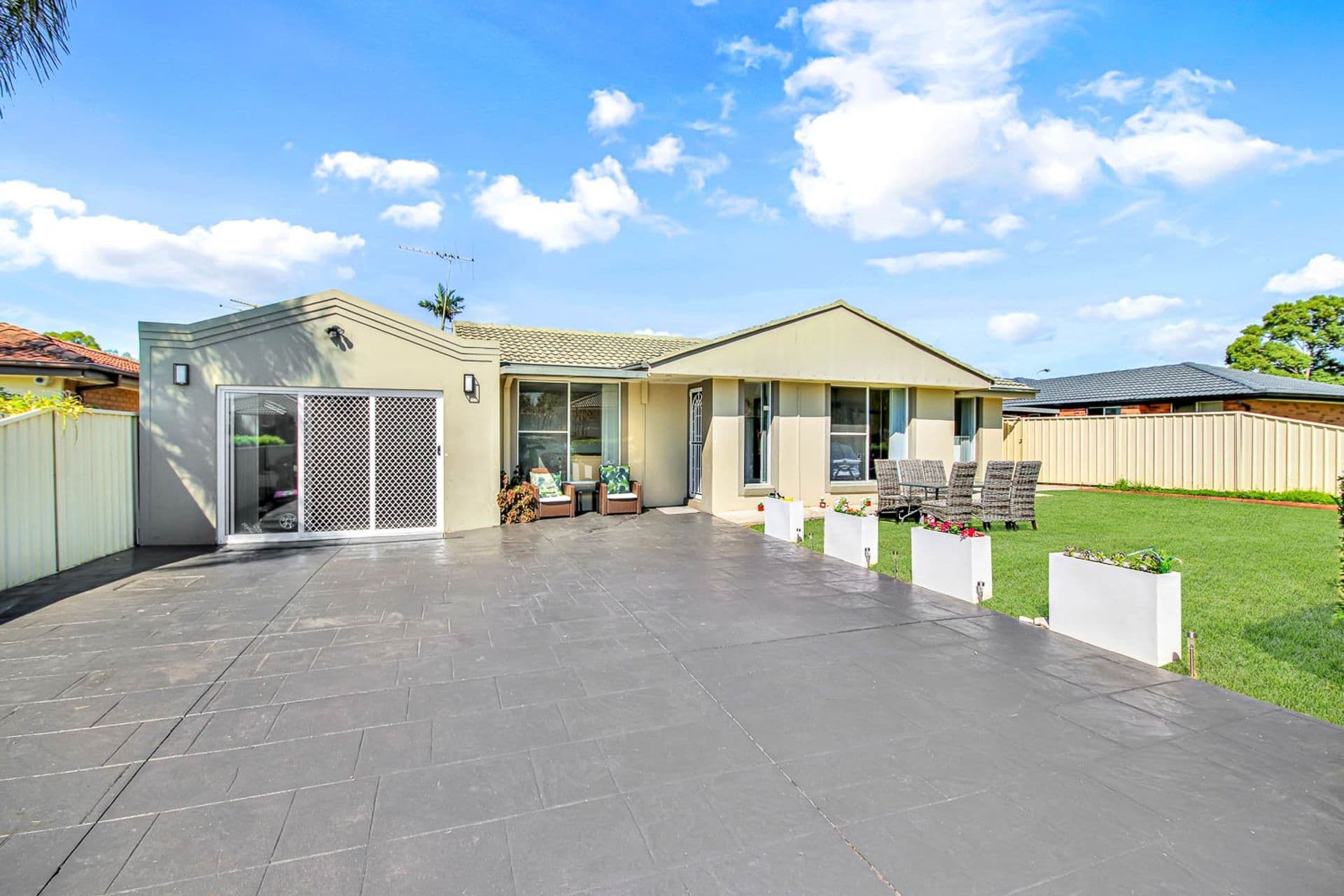 15 Knowles Place, Bossley Park, NSW, 2176, Bossley Park - Image 1