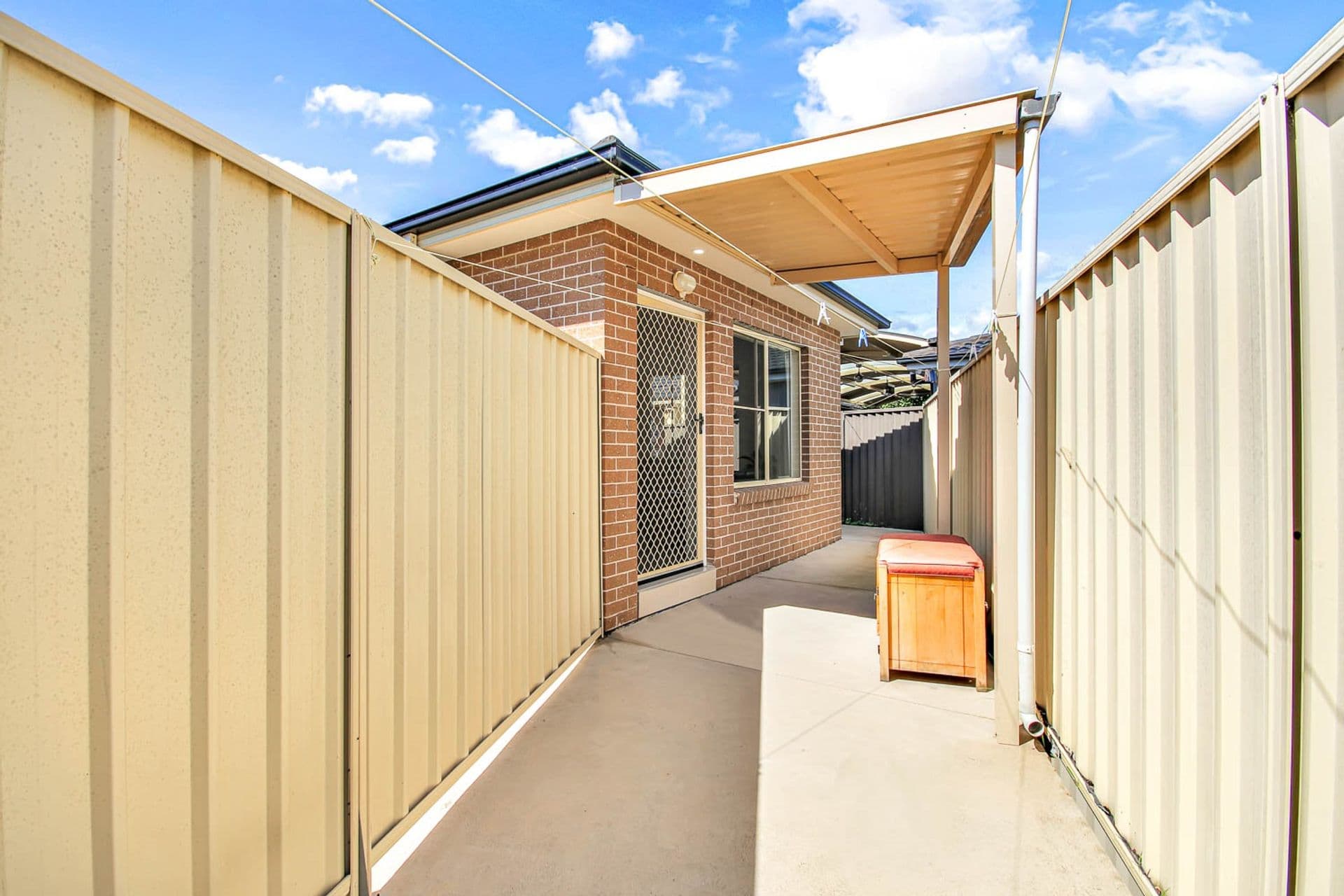 15 Knowles Place, Bossley Park, NSW, 2176, Bossley Park - Thumbnail 2