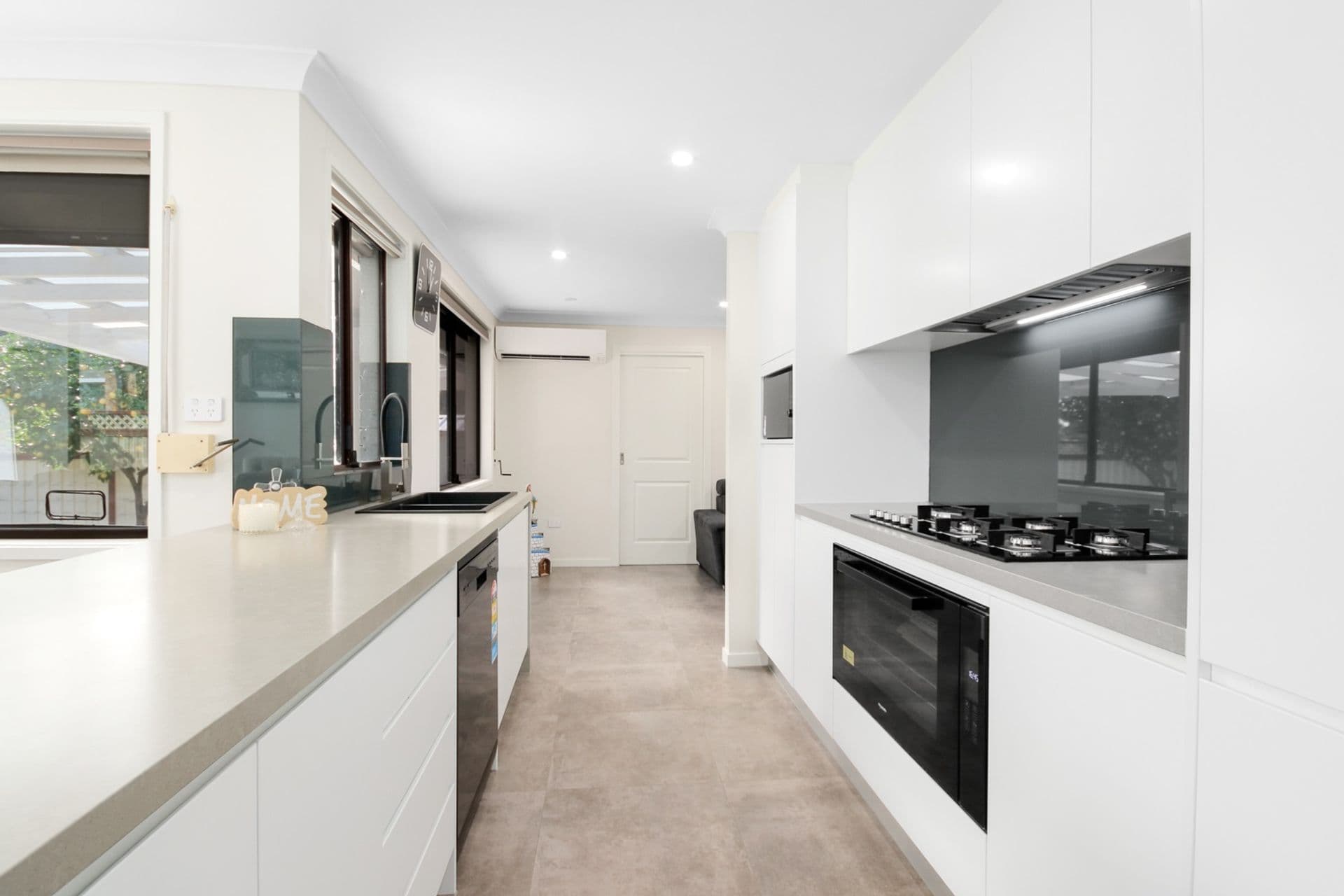 3/30 Devenish Street, Greenfield Park, NSW, 2176, Greenfield Park - Thumbnail 4