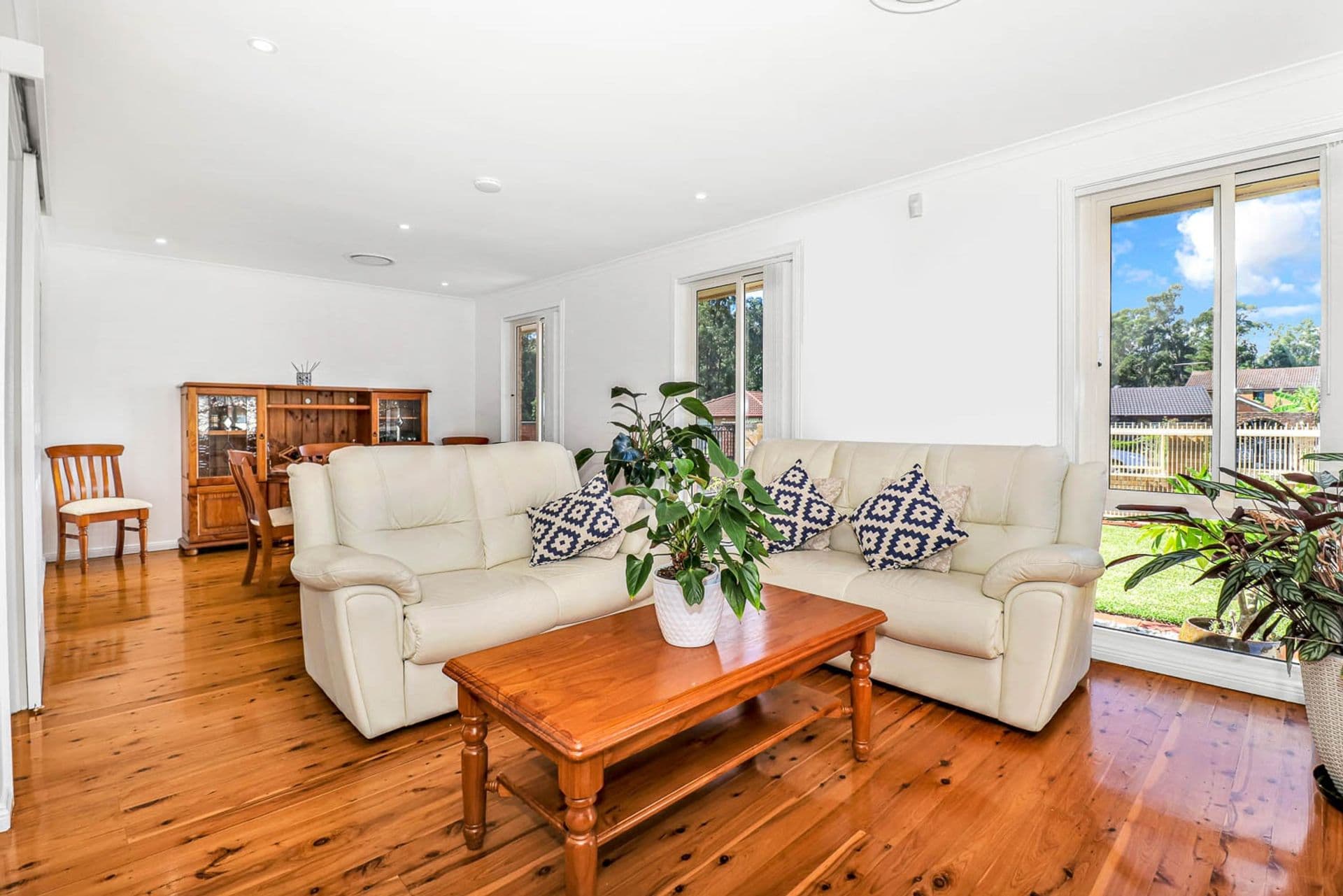 11 Whitlam Avenue, Edensor Park, NSW, 2176, Edensor Park - Thumbnail 5
