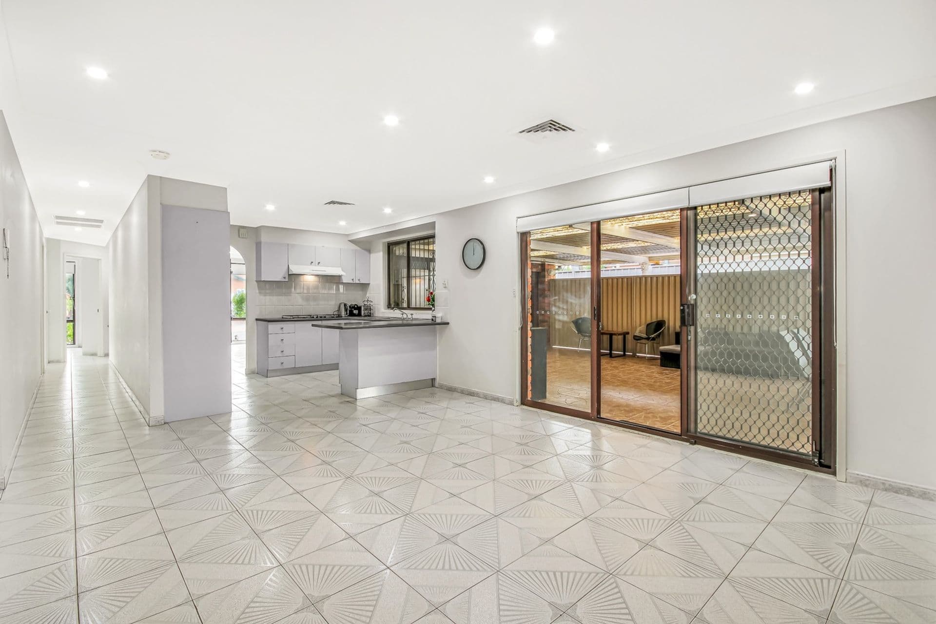 17 Sanderling Street, Hinchinbrook, NSW, 2168, Hinchinbrook - Thumbnail 5