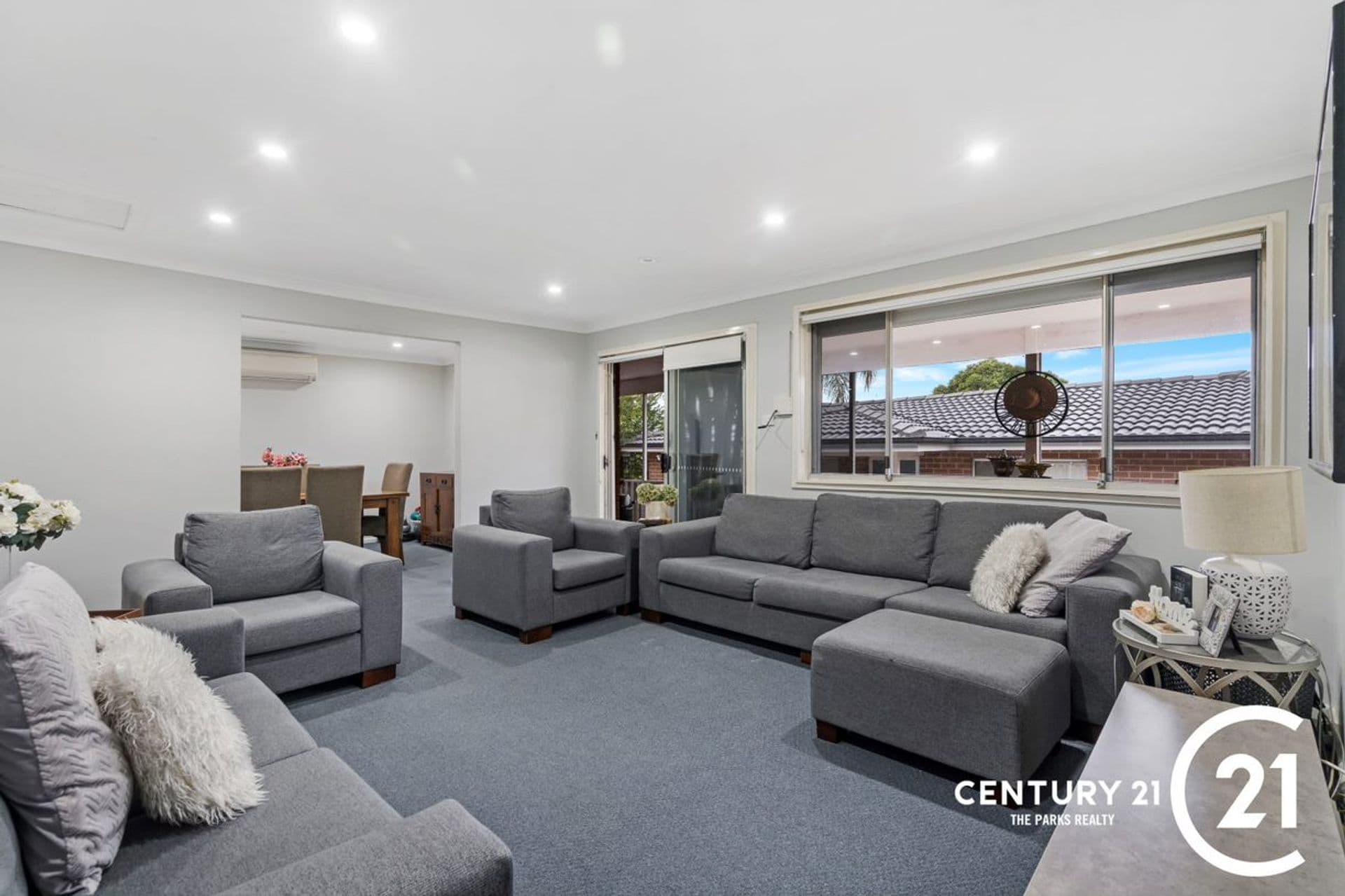 12 Maugham Crescent, Wetherill Park, NSW, 2164, Wetherill Park - Thumbnail 2