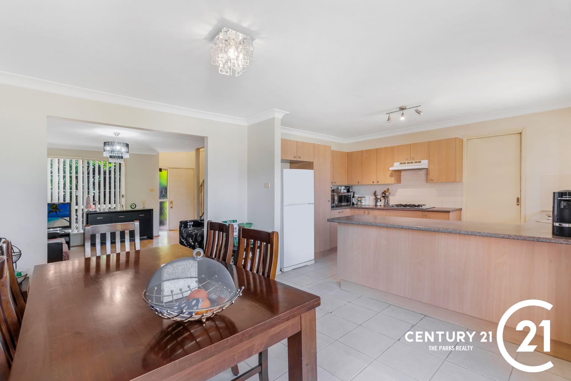 84 Scottsdale Circuit, West Hoxton, NSW, 2171, West Hoxton - Thumbnail 3