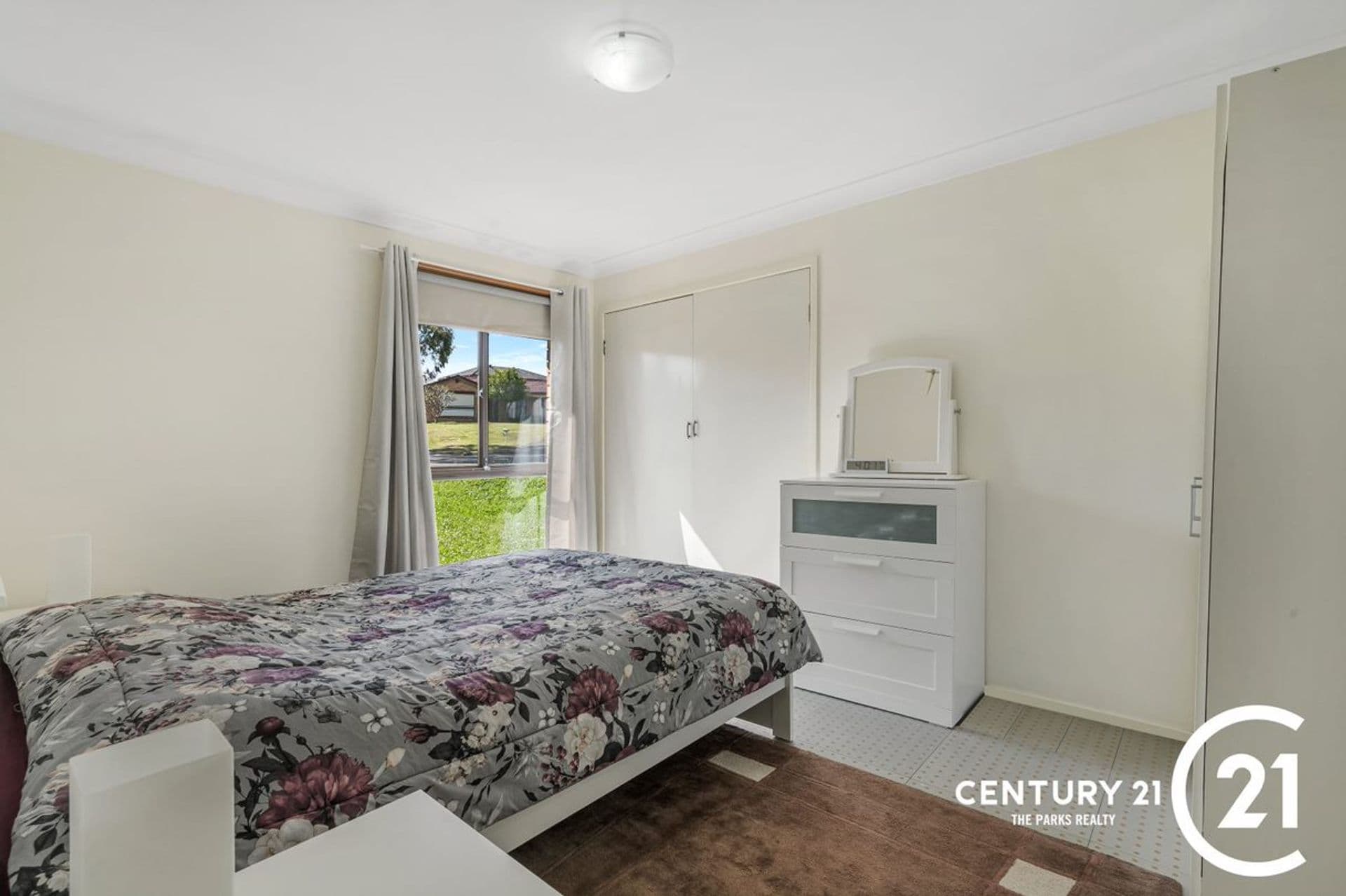 13 Lindum Place, St Johns Park, NSW, 2176, St Johns Park - Thumbnail 6