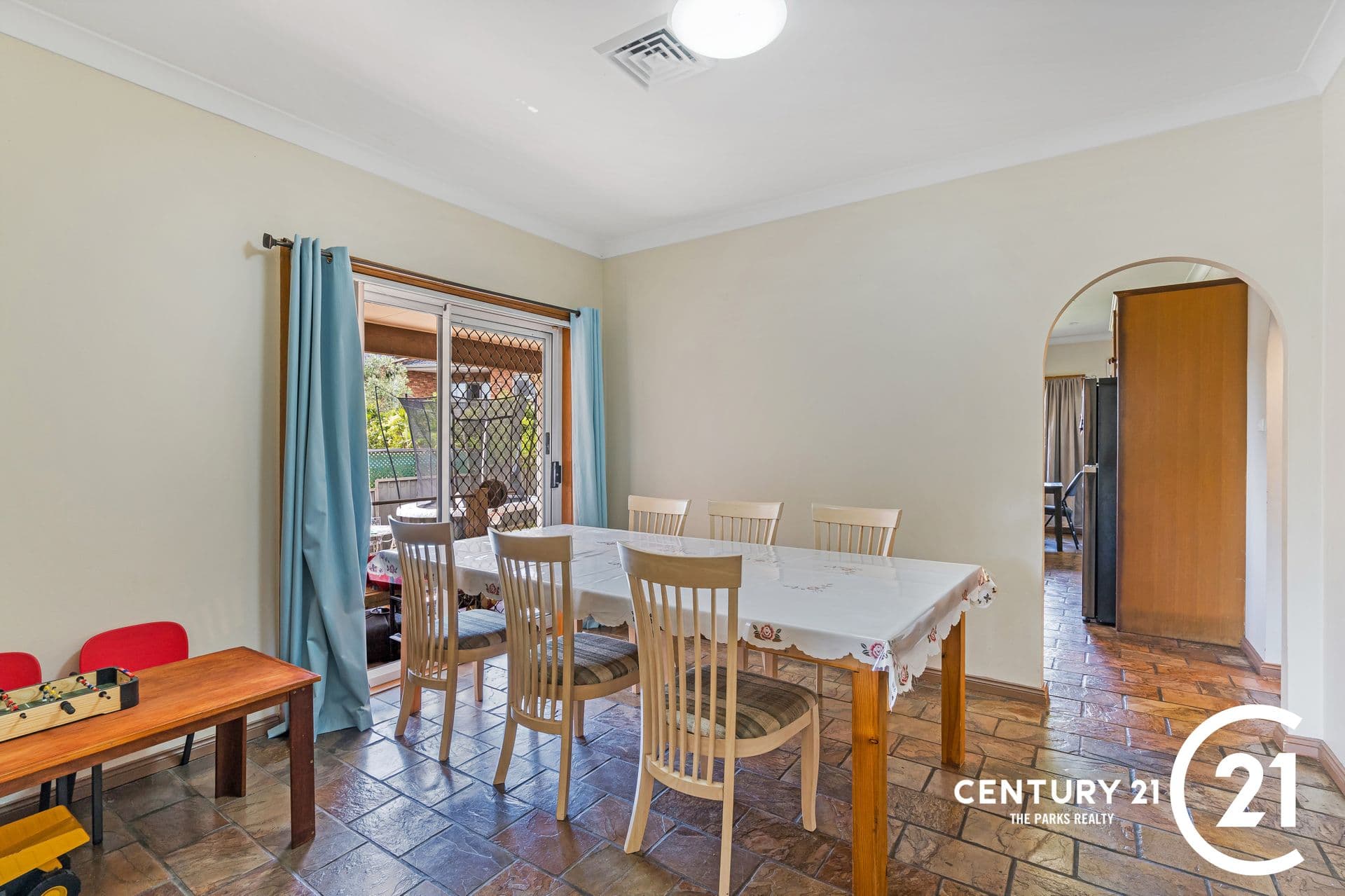 30 Restwell Road, Bossley Park, NSW, 2176, Bossley Park - Thumbnail 3