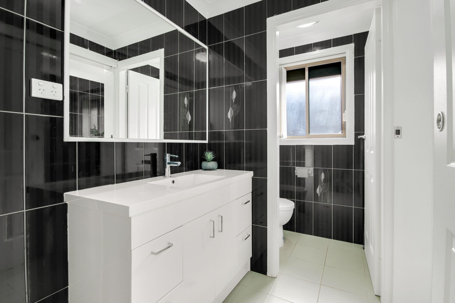 6 Hurkett Place, Bossley Park, NSW, 2176, Bossley Park - Thumbnail 5