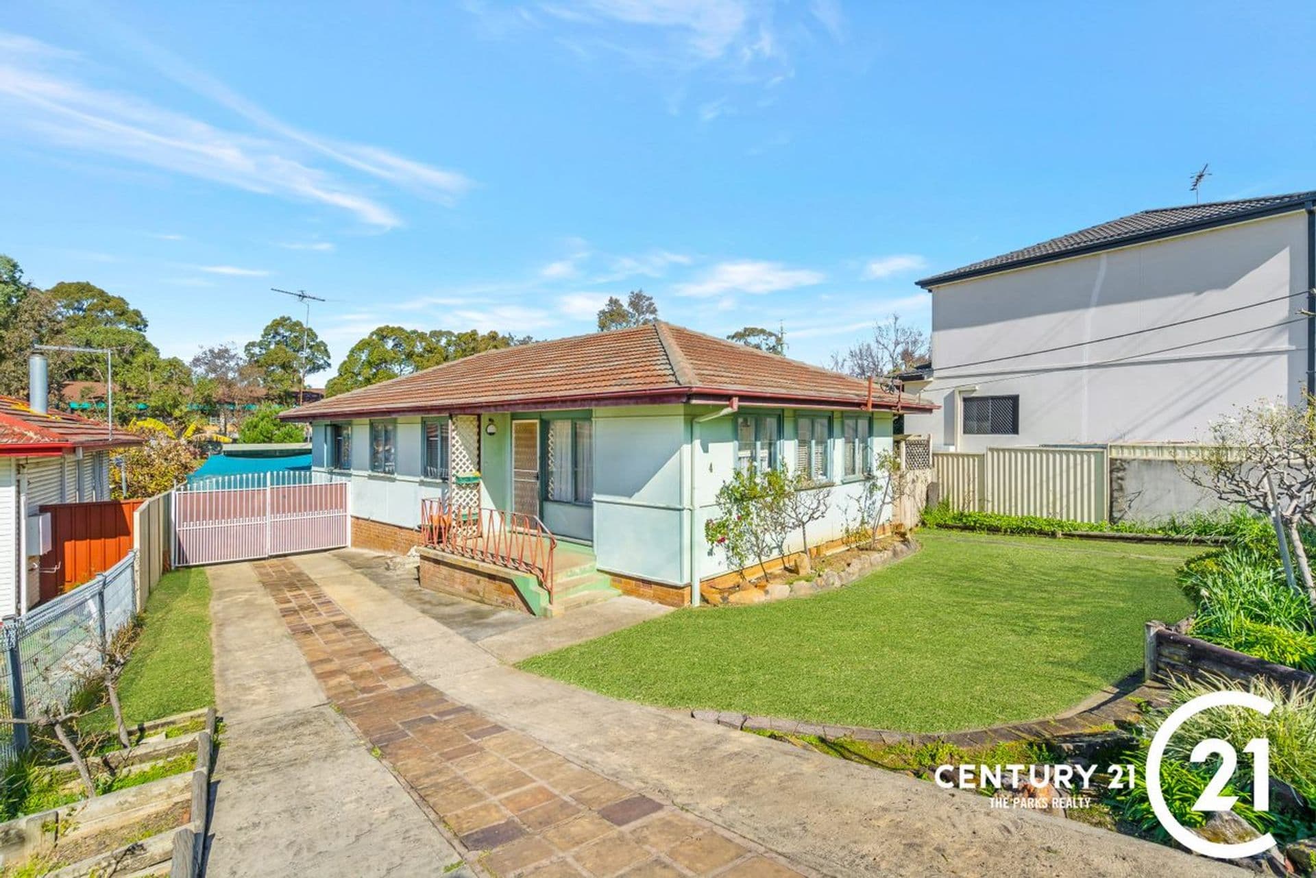 4 Cabramatta Avenue, Miller, NSW, 2168, Miller - Thumbnail 2