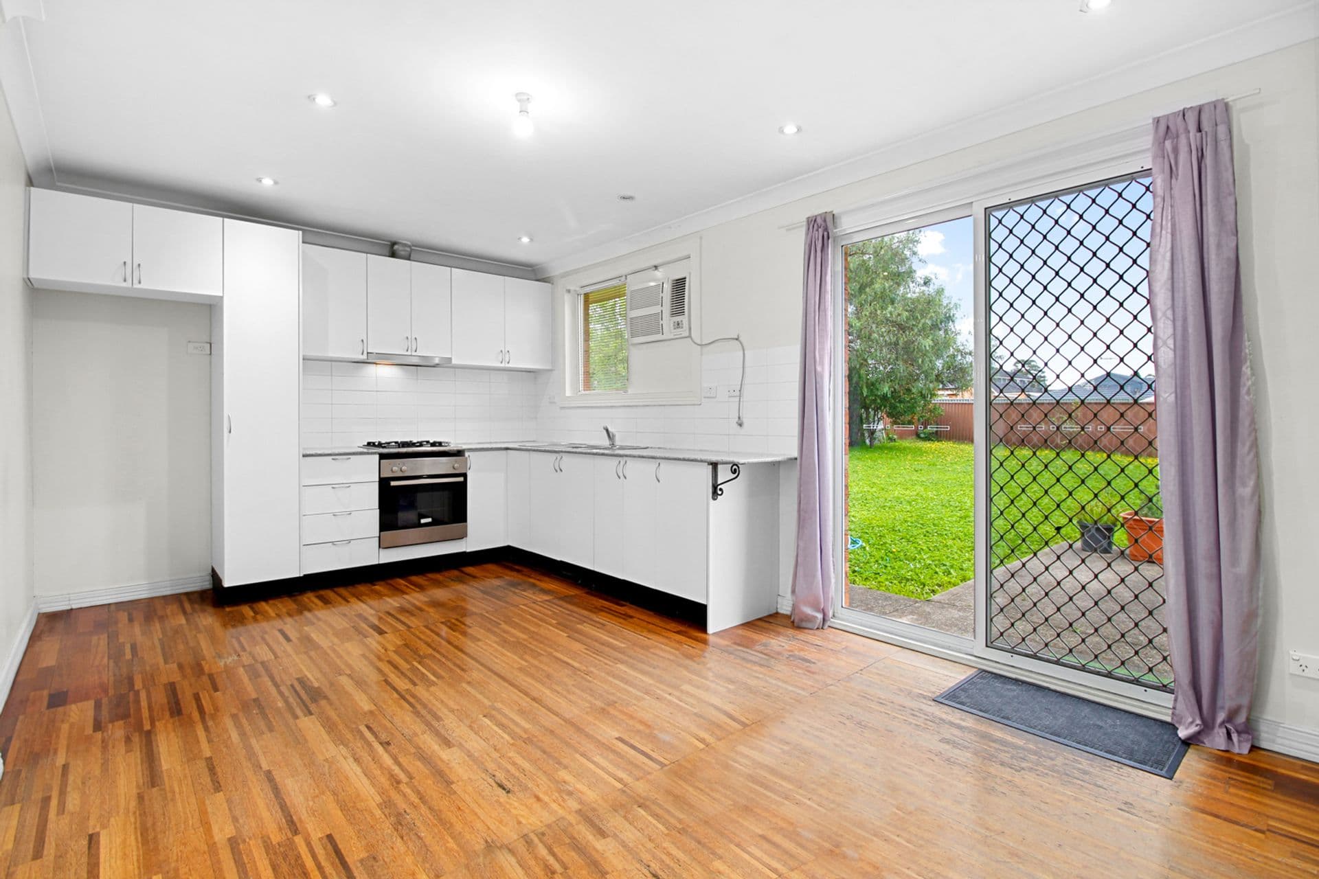 12 Cherokee Avenue, Greenfield Park, NSW, 2176, Greenfield Park - Thumbnail 4