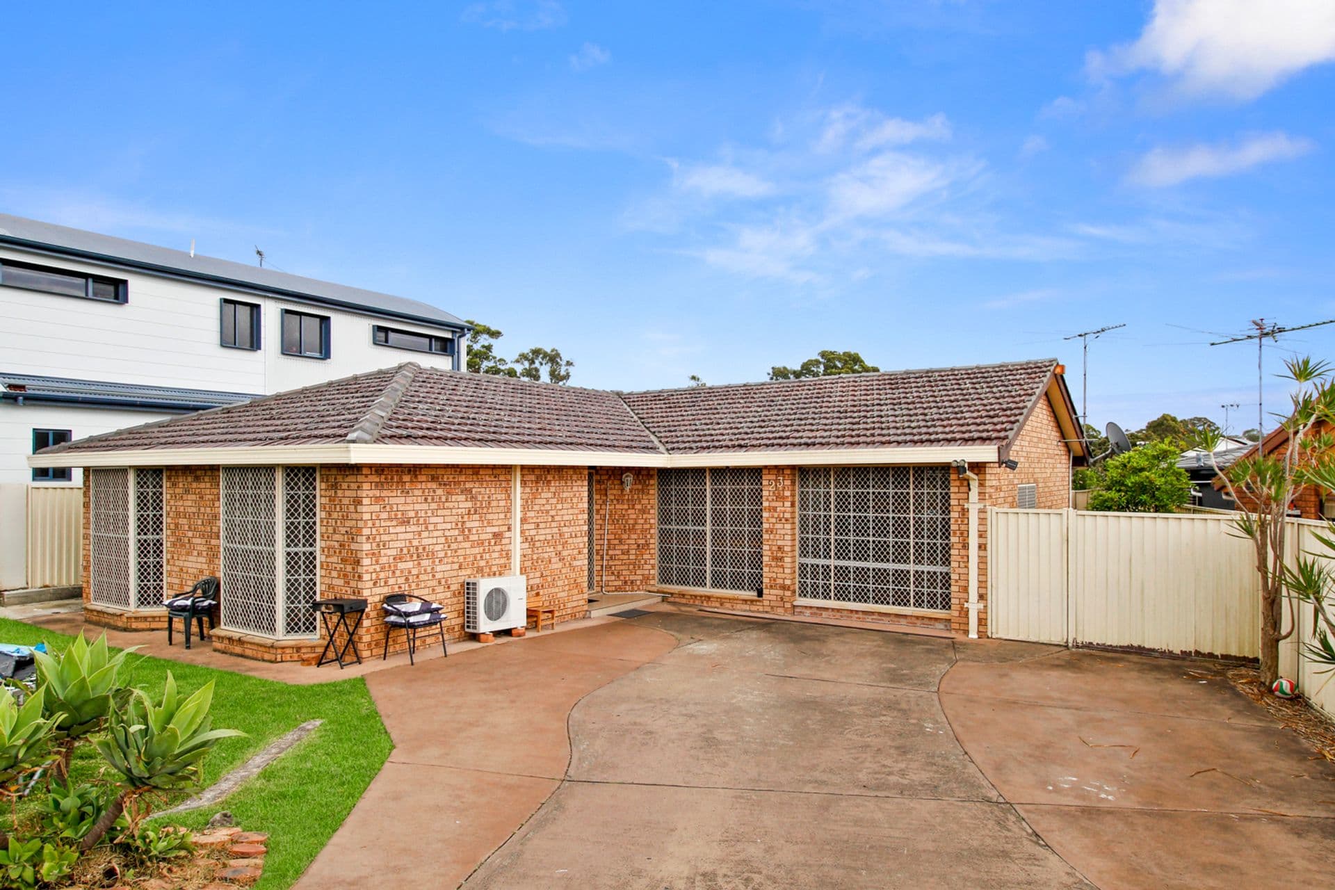 23 - 23A Winburndale Road, Wakeley, NSW, 2176, Wakeley - Thumbnail 2