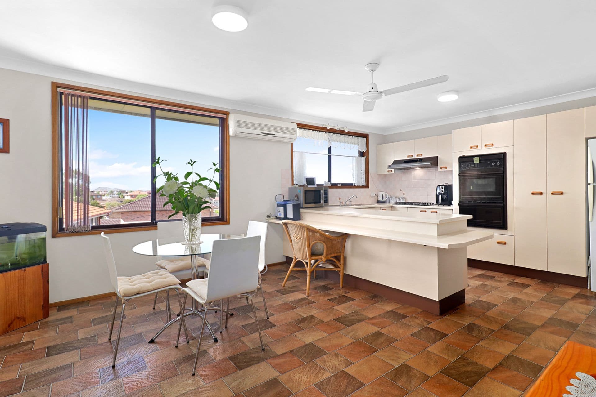 25 Ringtail Crescent, Bossley Park, NSW, 2176, Bossley Park - Thumbnail 5