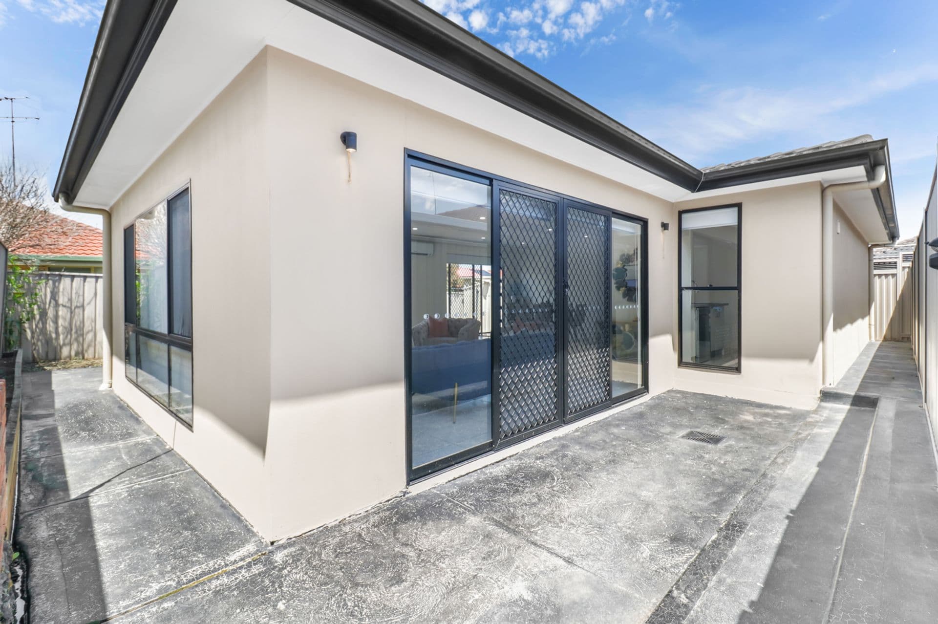 17 - 17A Sanderling Street, Hinchinbrook, NSW, 2168, Hinchinbrook - Thumbnail 4