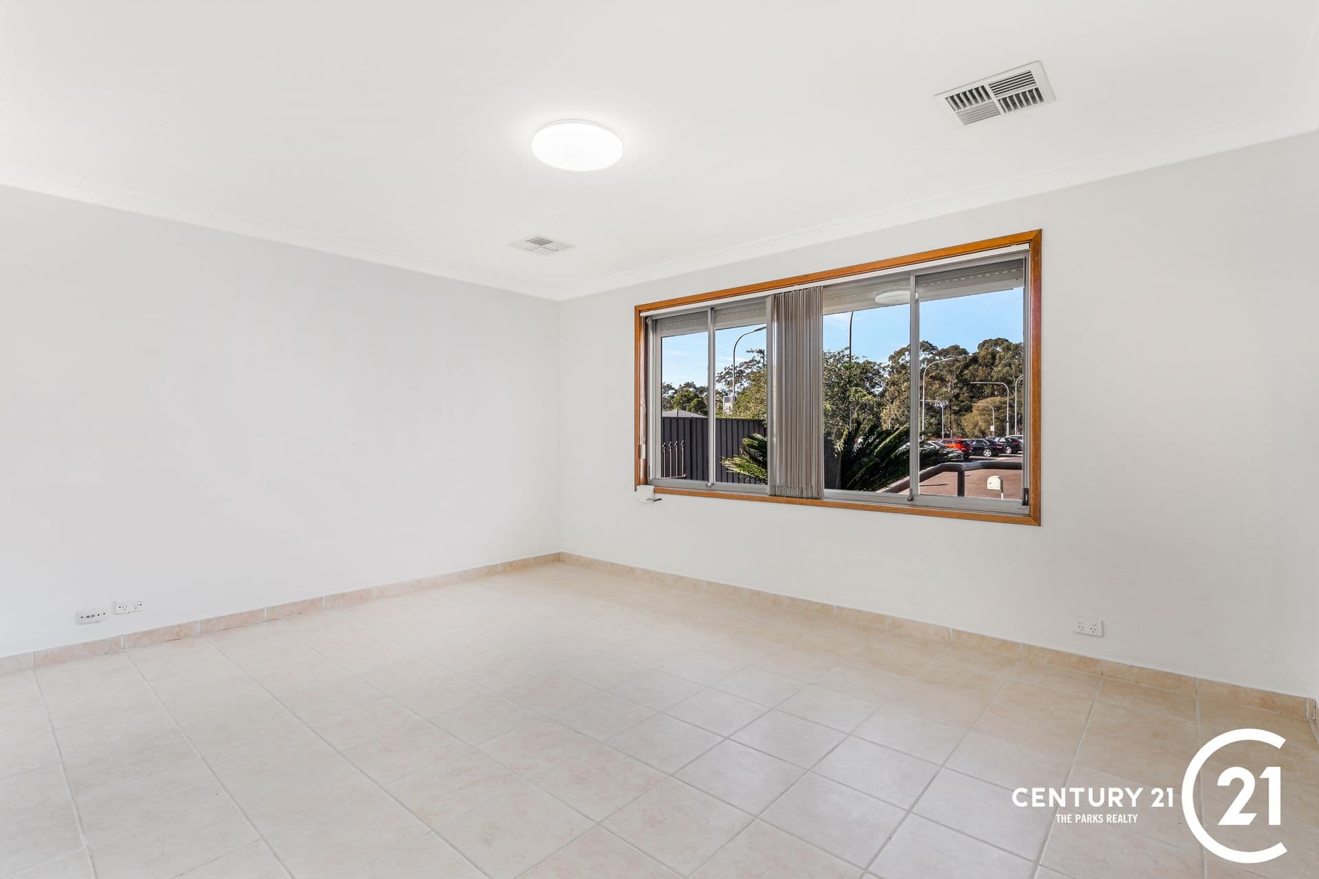 15 Marsden Close, Bossley Park, NSW, 2176, Bossley Park - Thumbnail 4