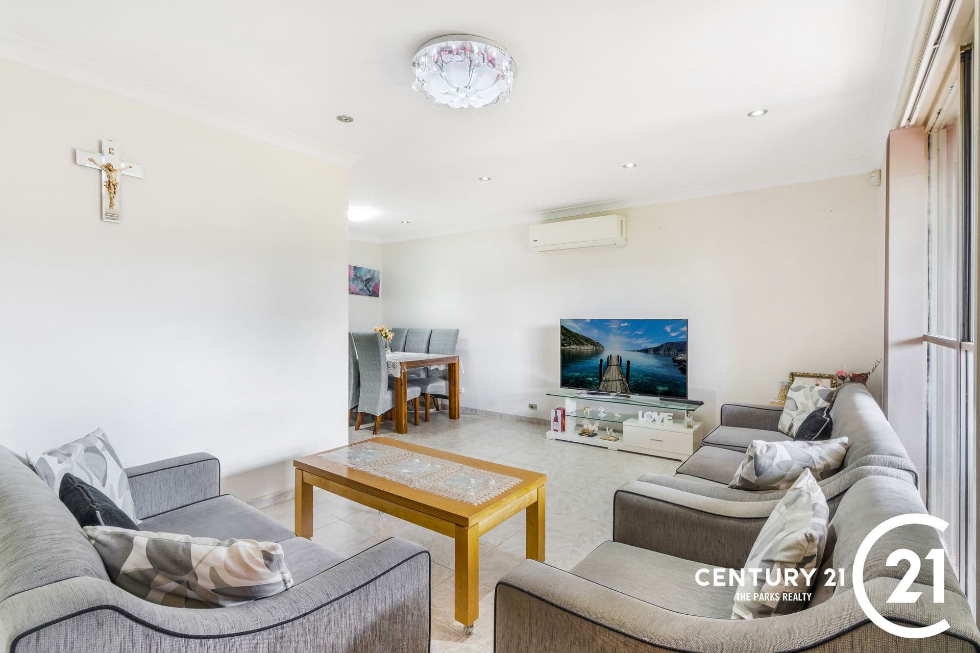 126 Mimosa Road, Bossley Park, NSW, 2176, Bossley Park - Thumbnail 3