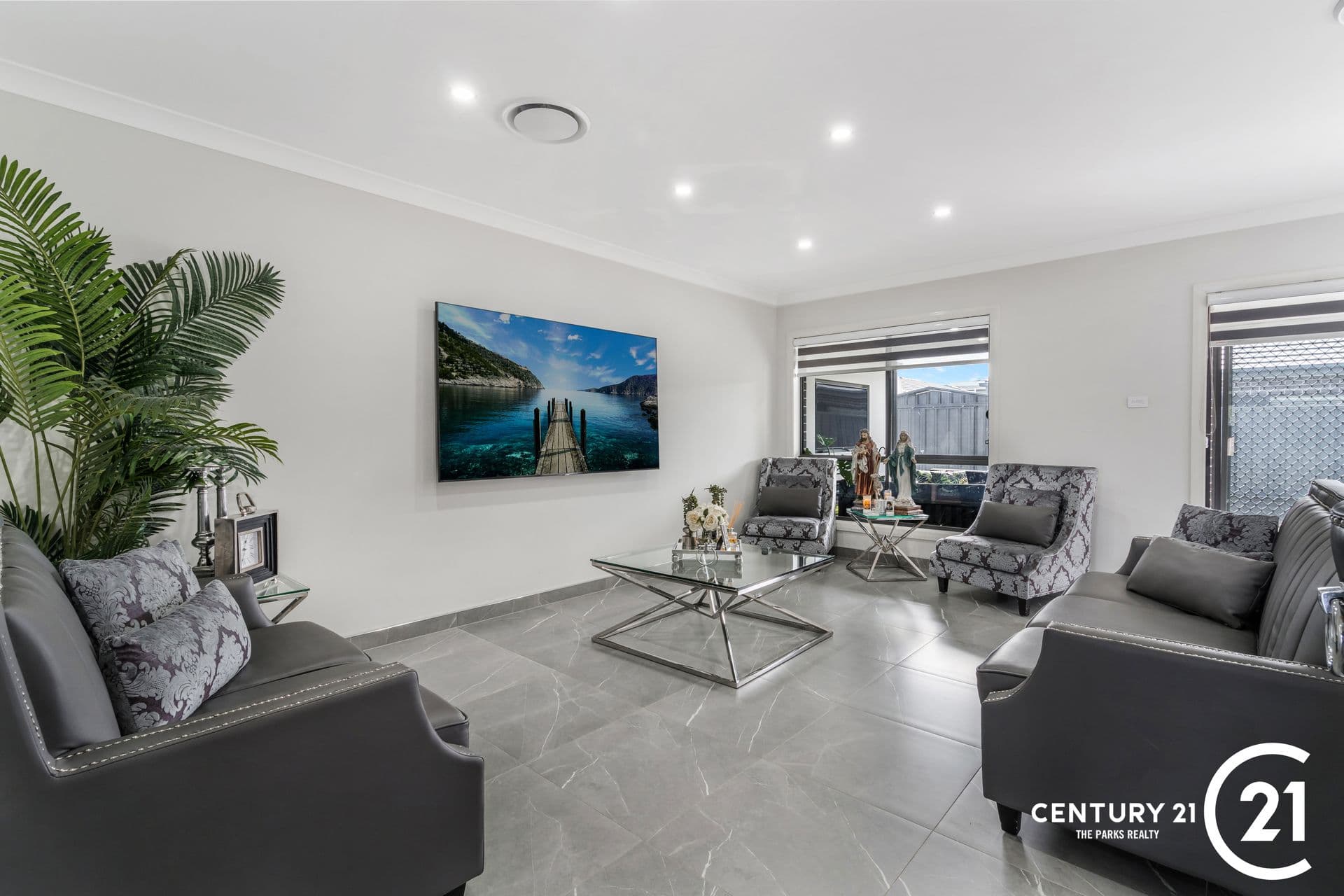 8 Jardine Drive, Edmondson Park, NSW, 2174, Edmondson Park - Thumbnail 4